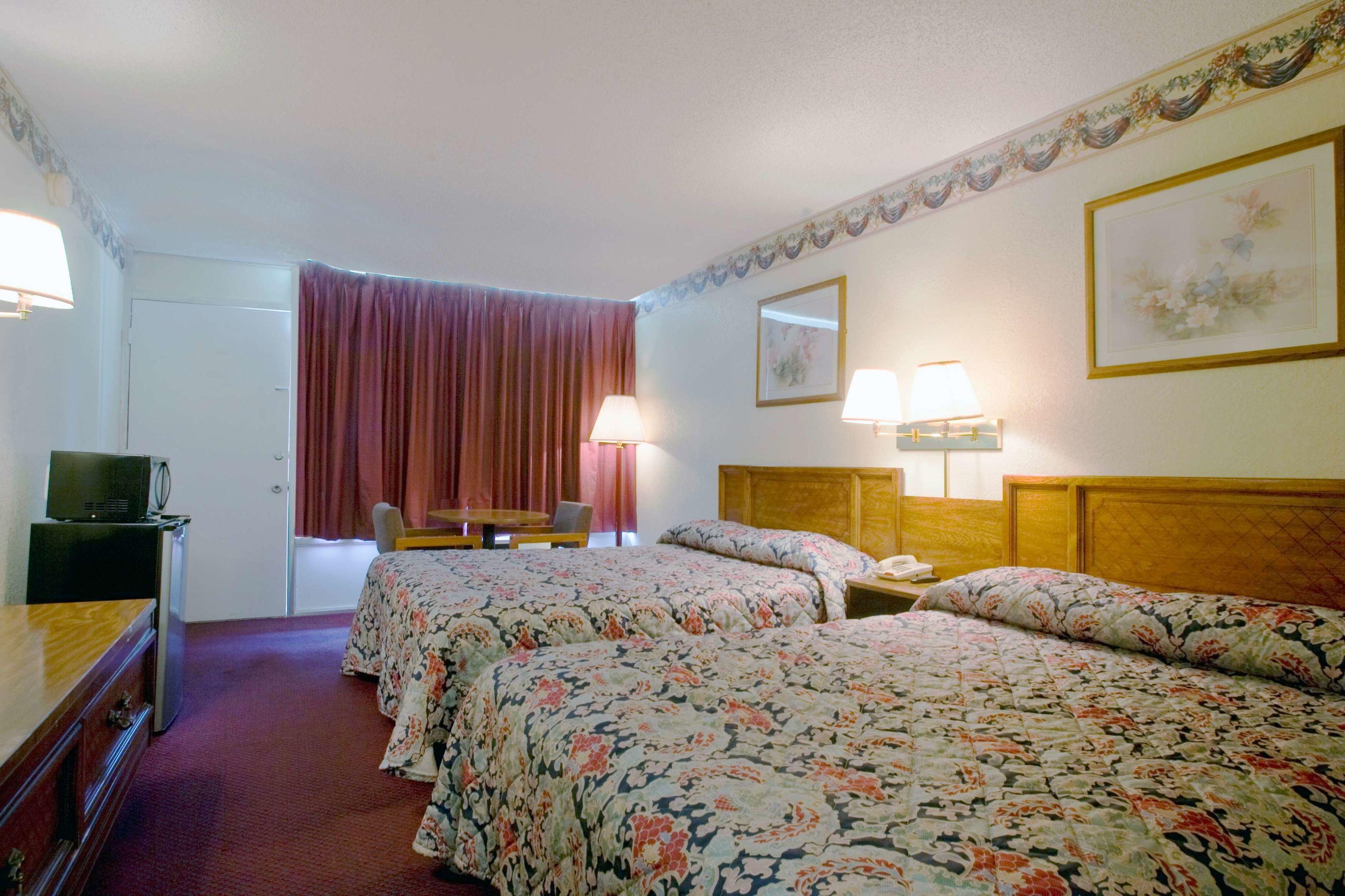 Americas Best Value Inn Loudon — photo 5