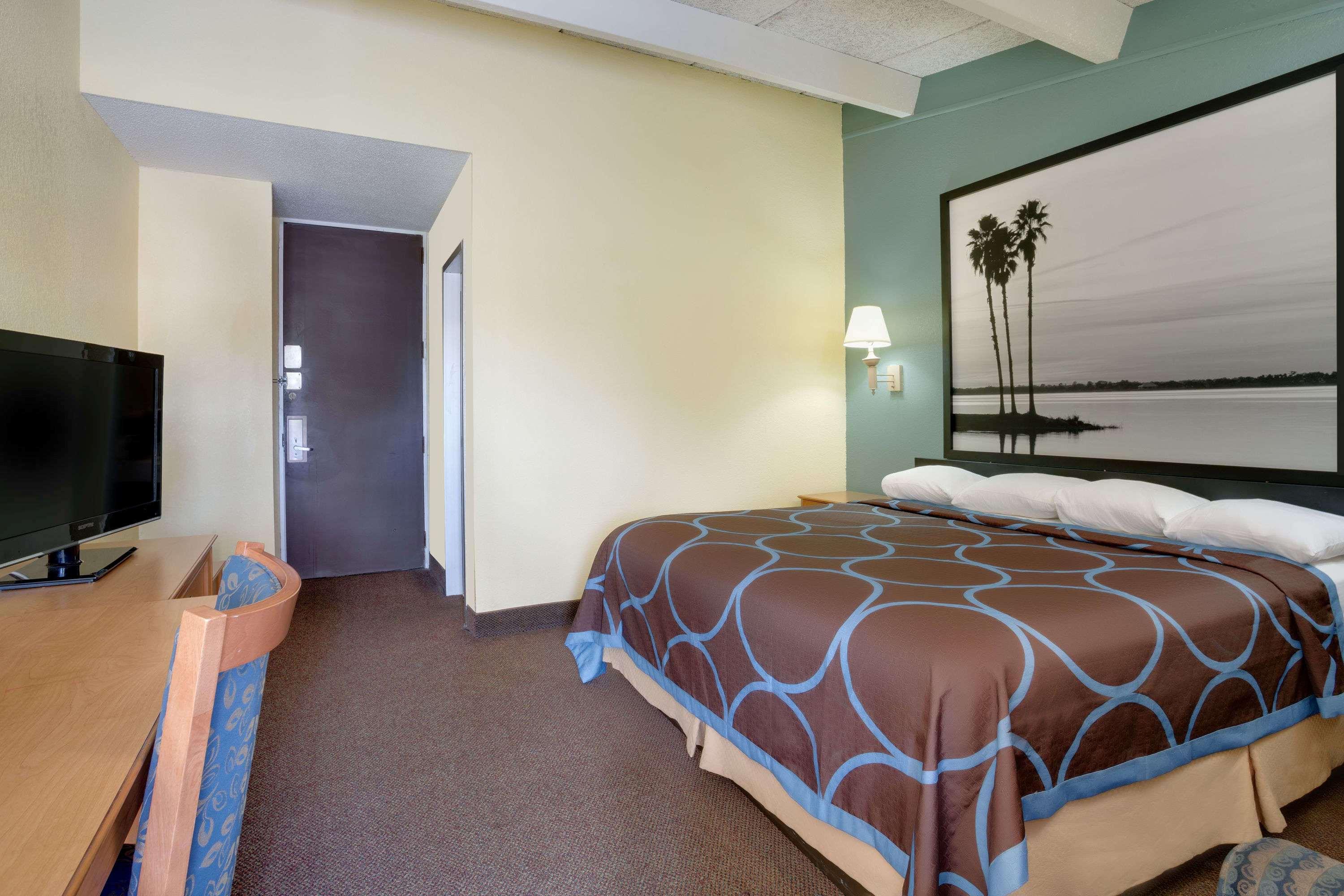 Super 8 by Wyndham St. Augustine — photo 4