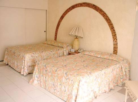 El Tropicano — photo 4