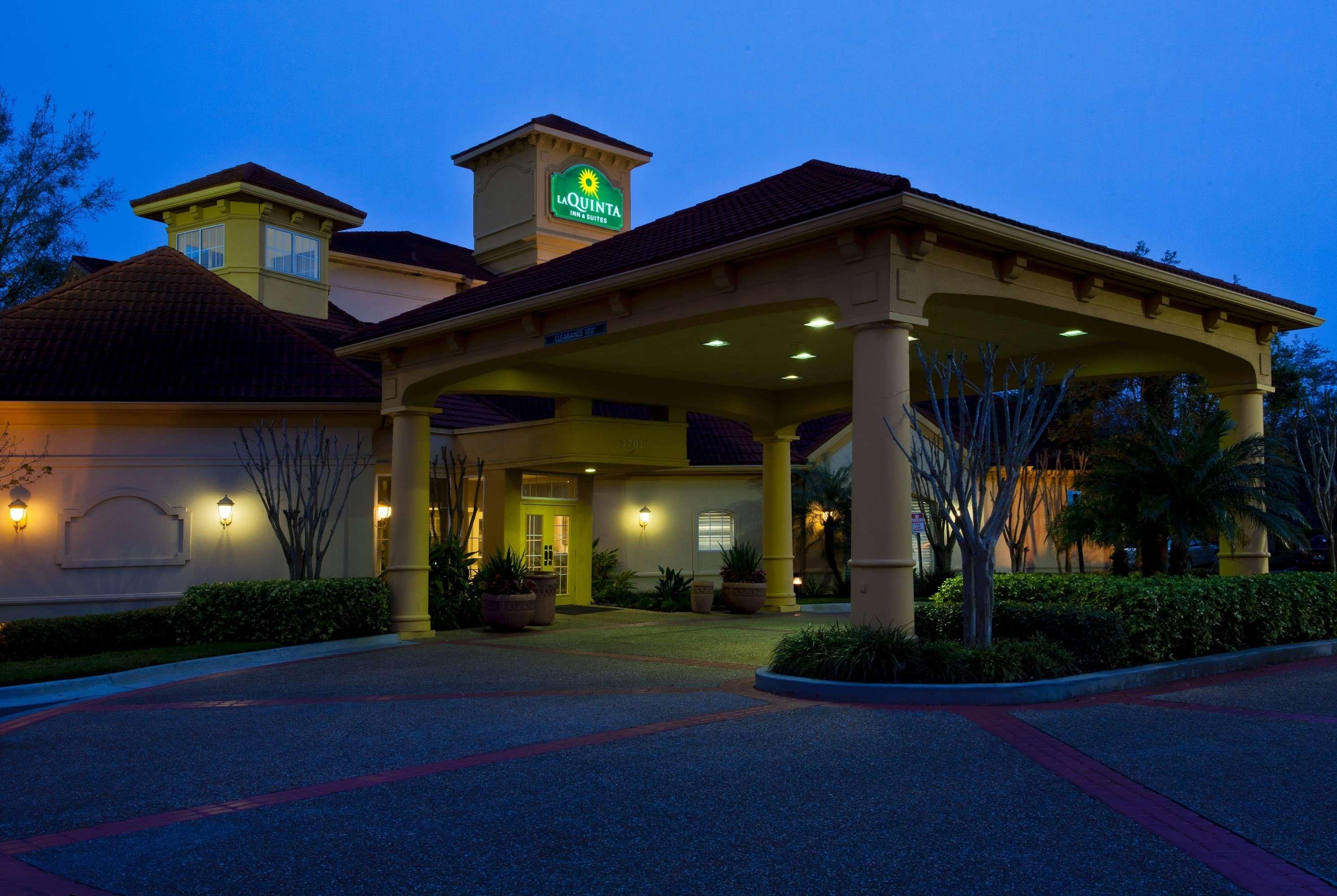 La Quinta Inn & Suites USF (Near Busch Gardens) — photo 5