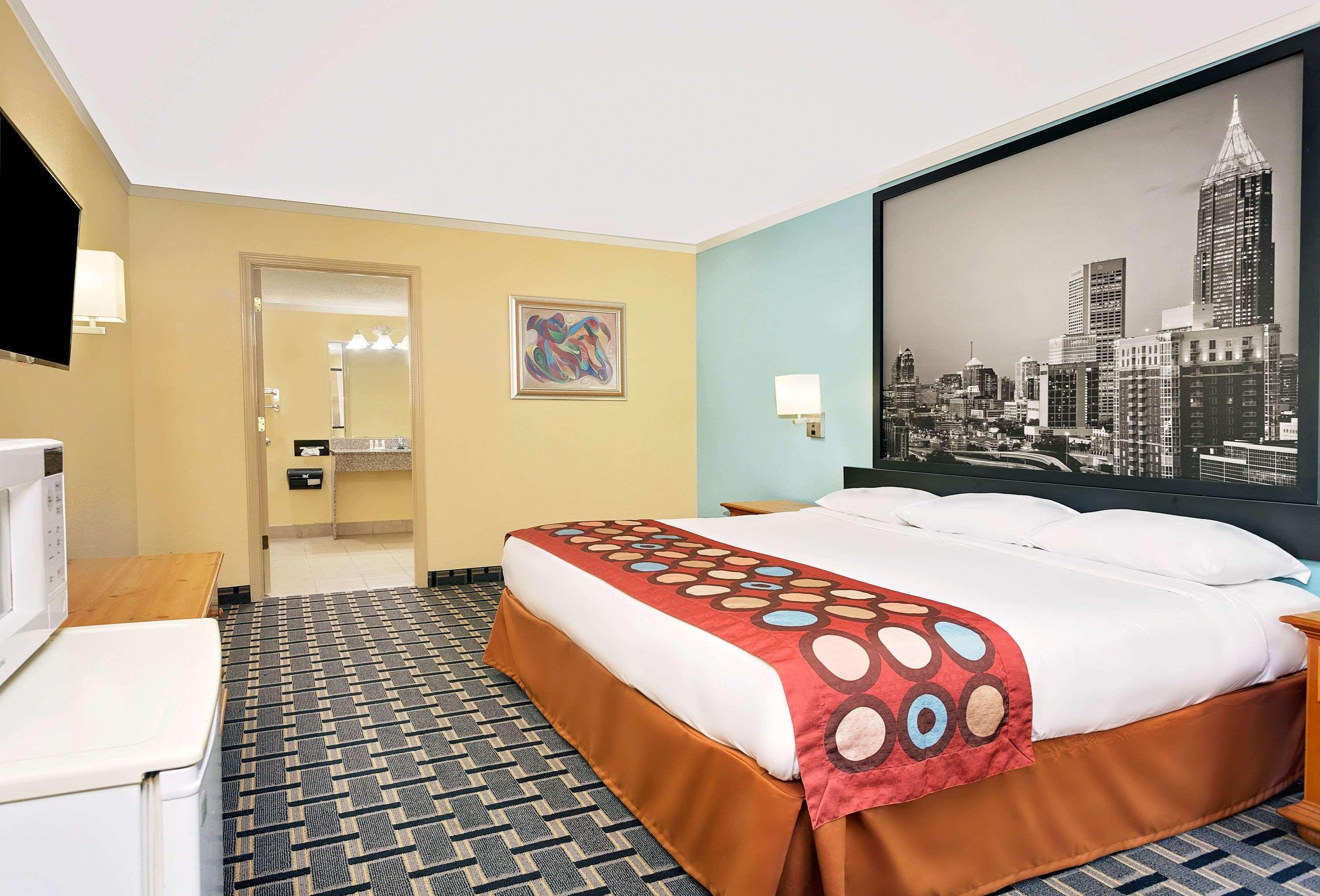 Super 8 by Wyndham Cartersville — photo 4