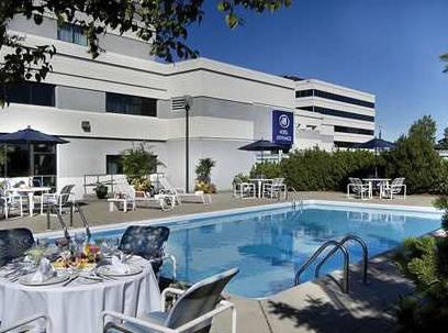 Hilton Suites Winnipeg Airport — photo 4