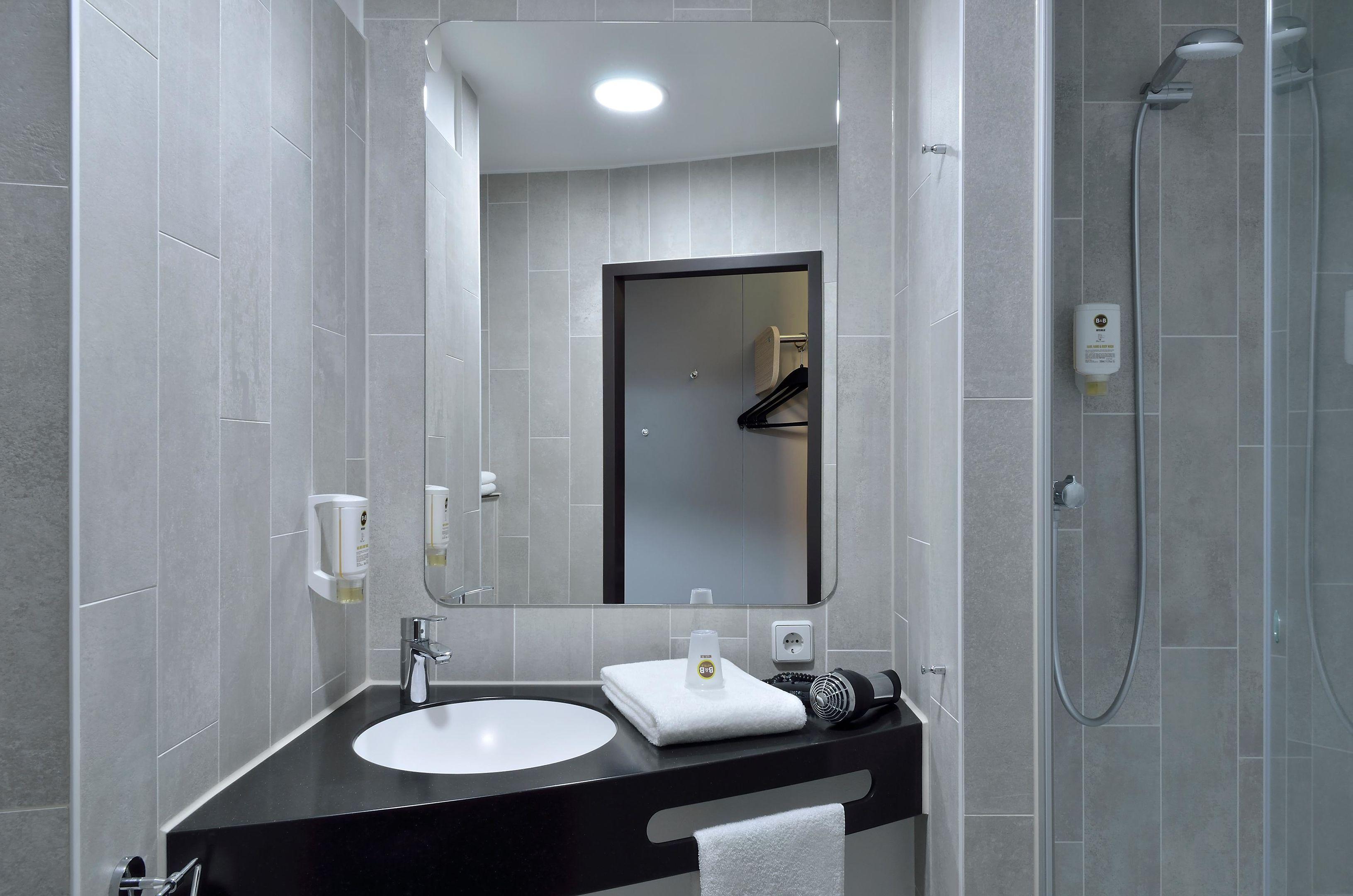 B&B Hotel Köln-West — photo 4