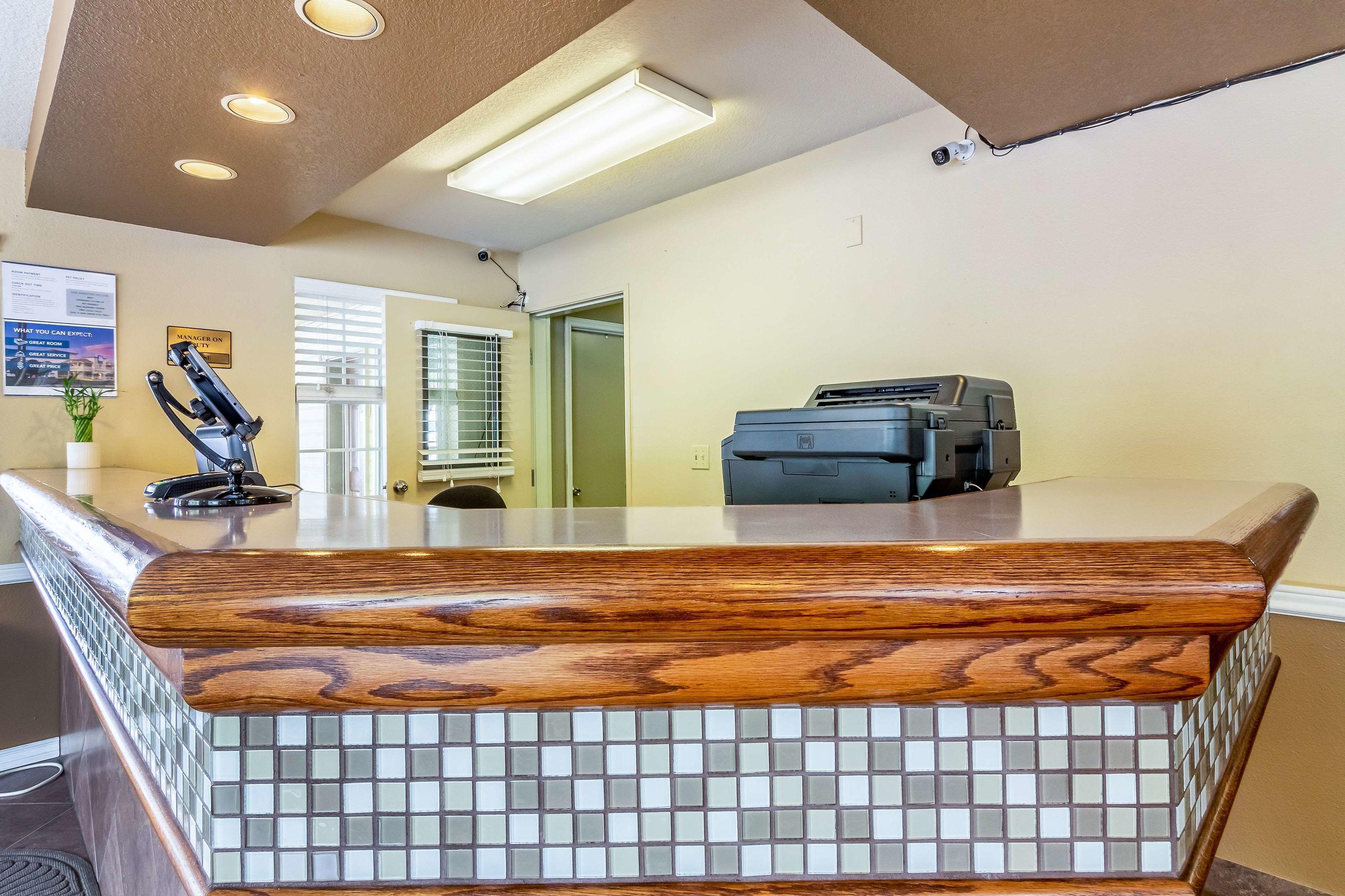Motel 6 Yakima Downtown — photo 5