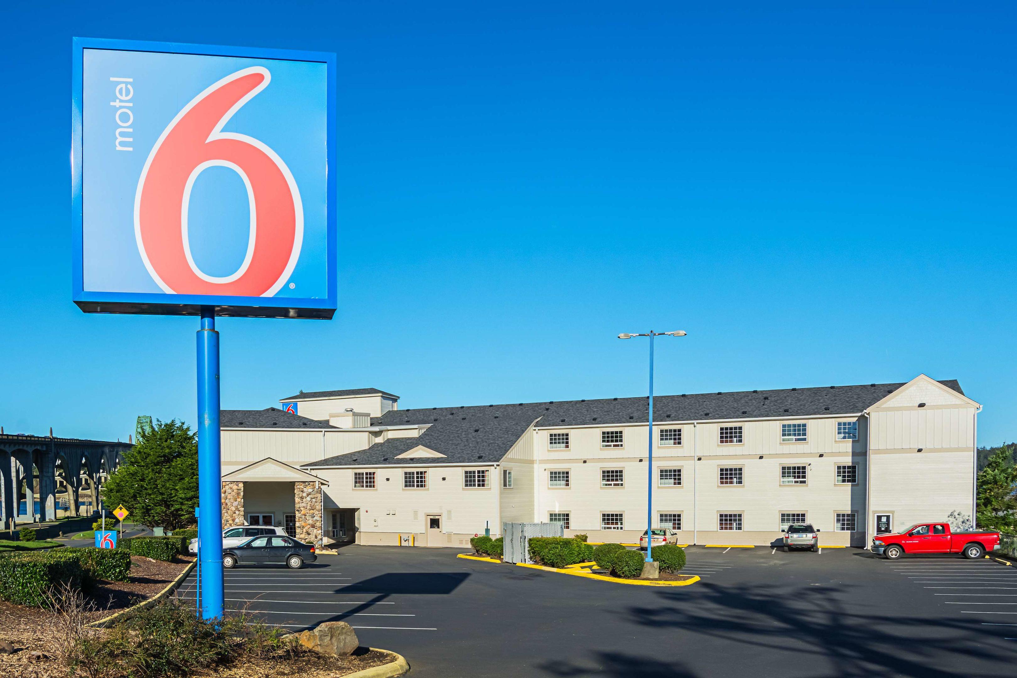 Motel 6 Newport, OR