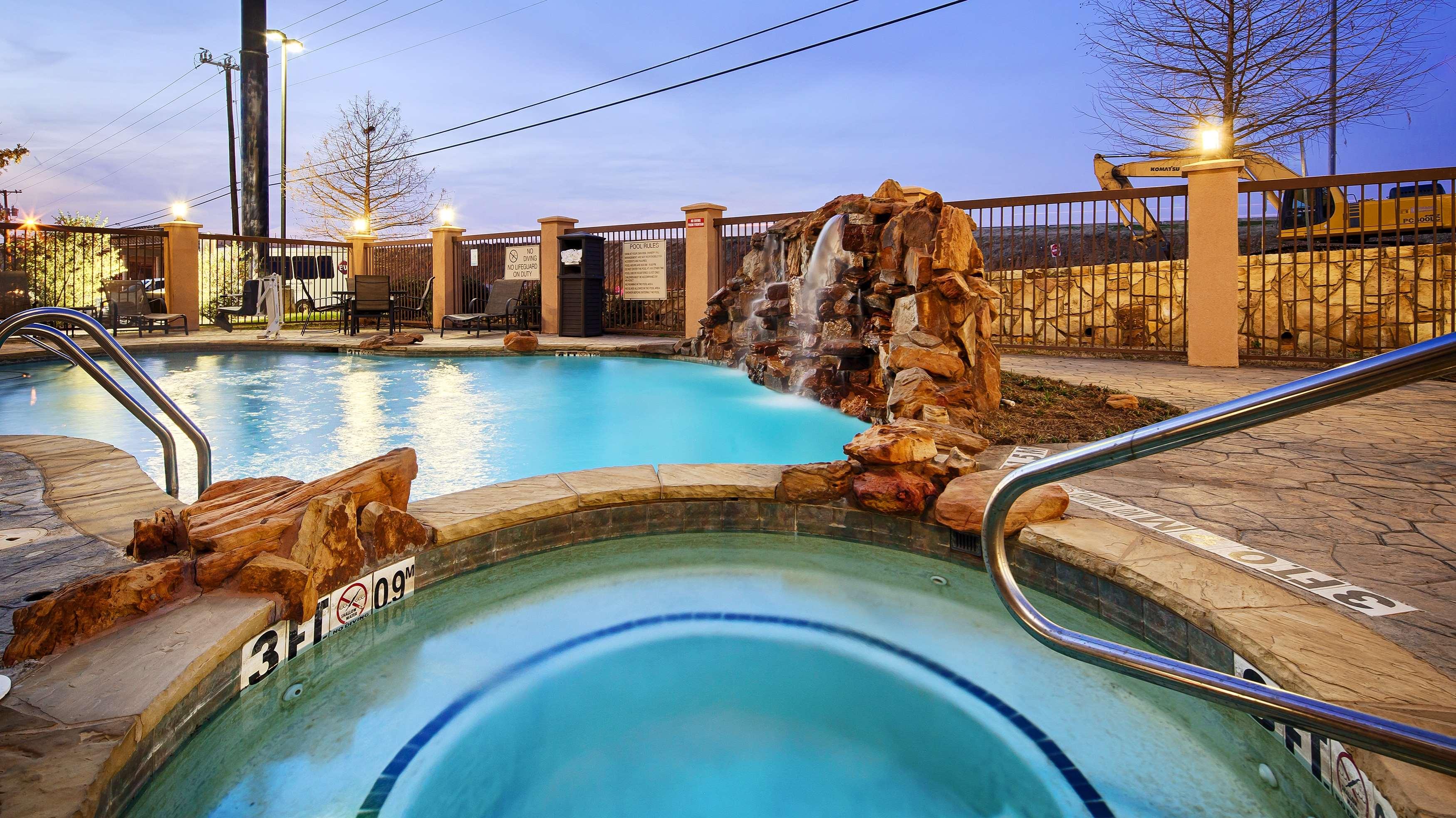 Best Western Plus DFW Airport West Euless — photo 3