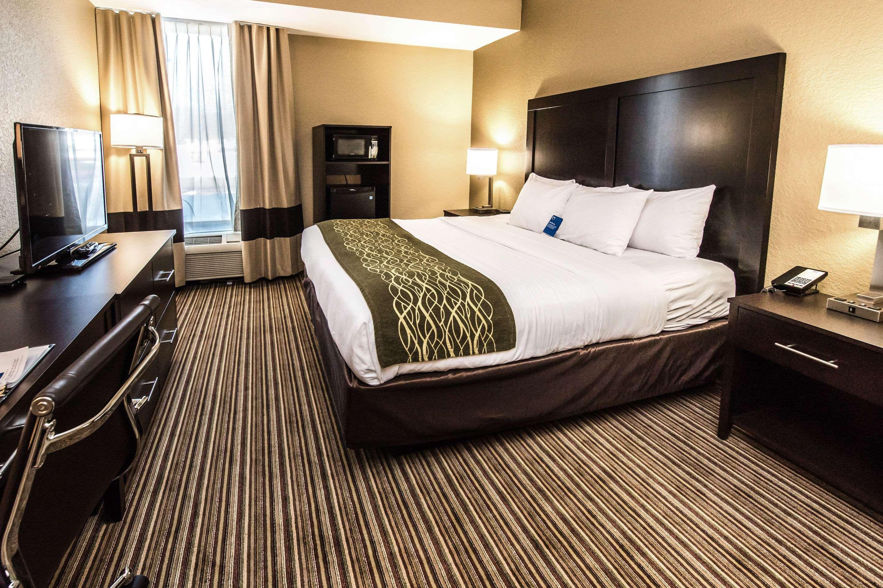 Comfort Inn Lehigh Valley West — photo 4