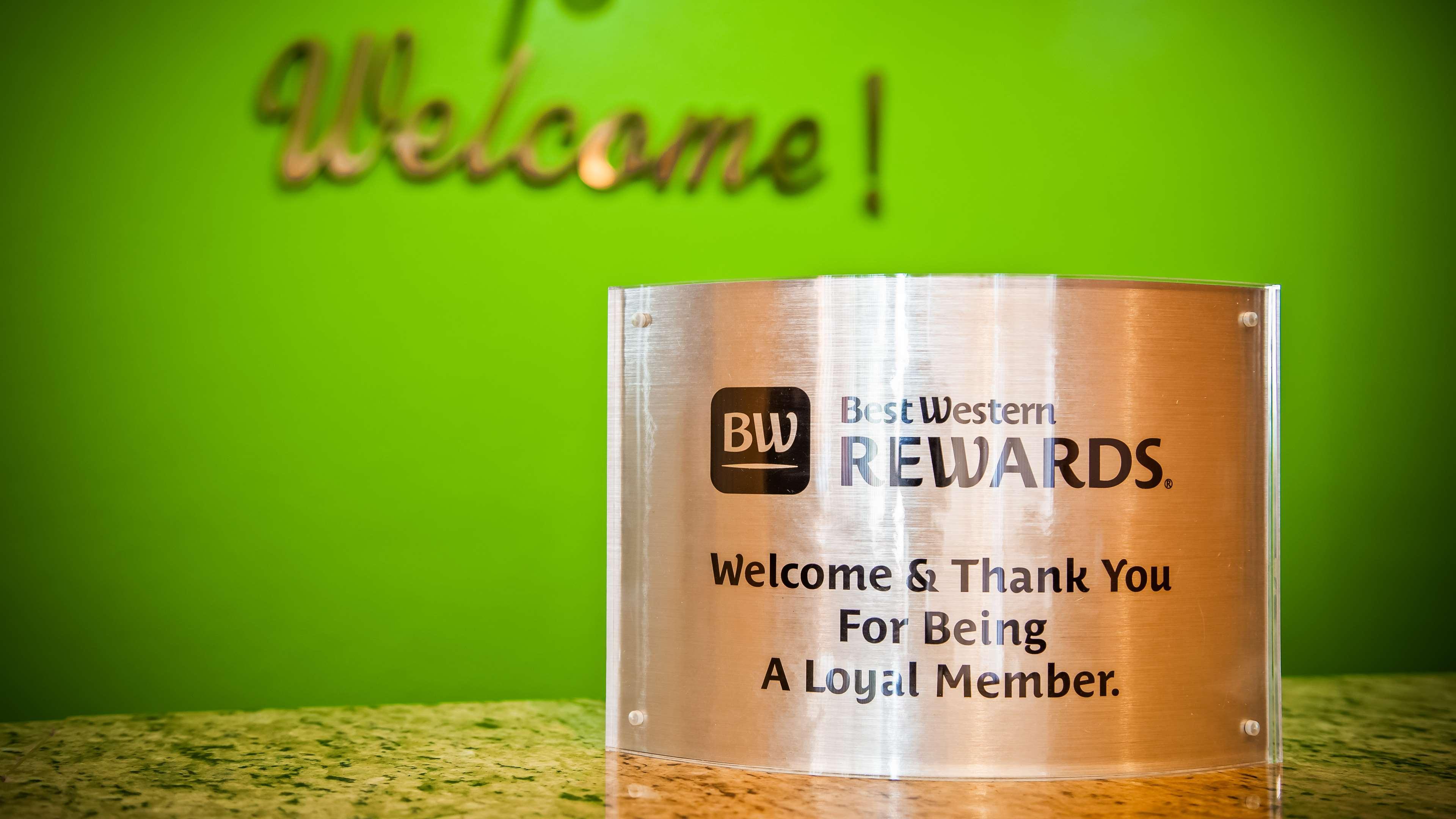 Regency Inn & Suites — photo 4