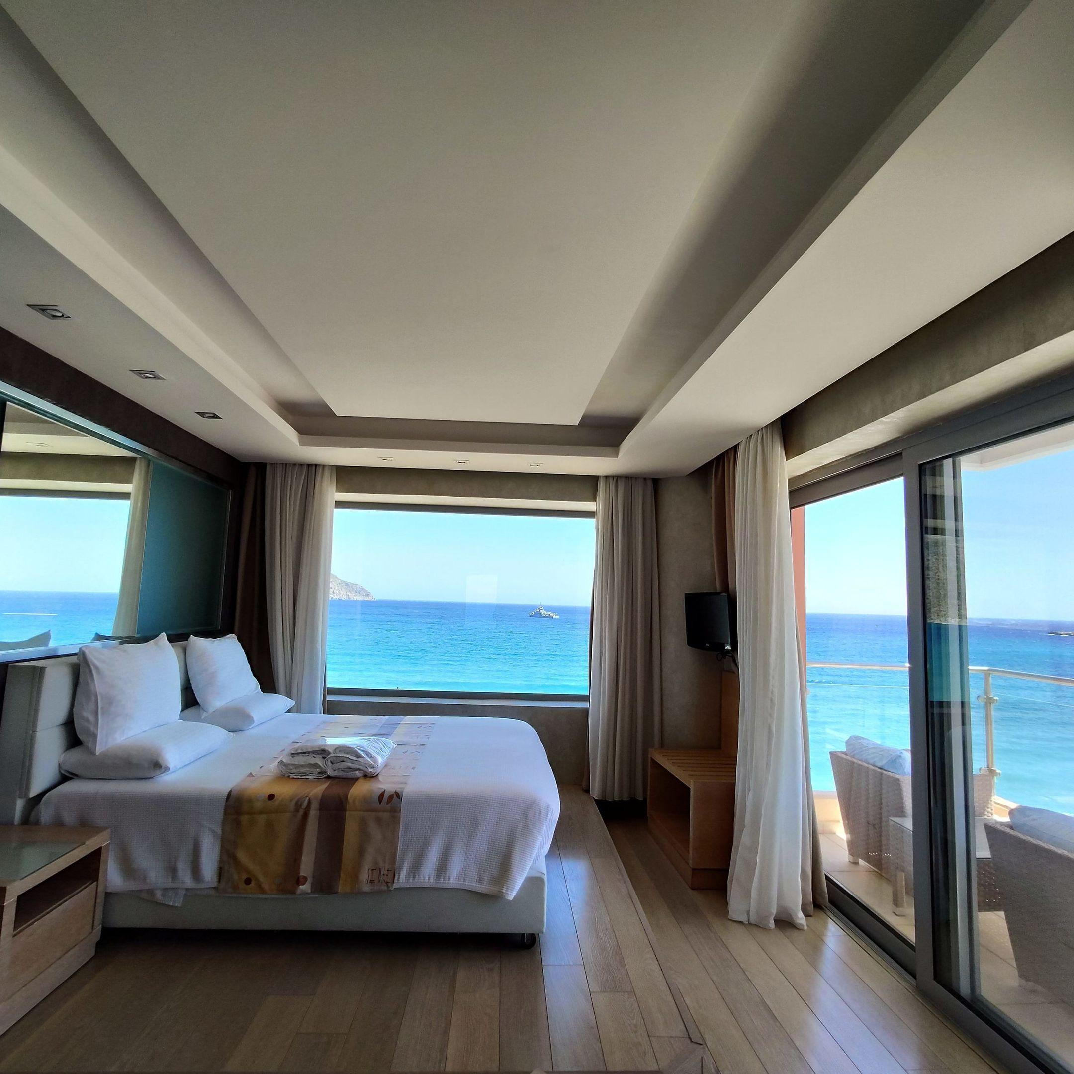 Konstantinos Palace — photo 3