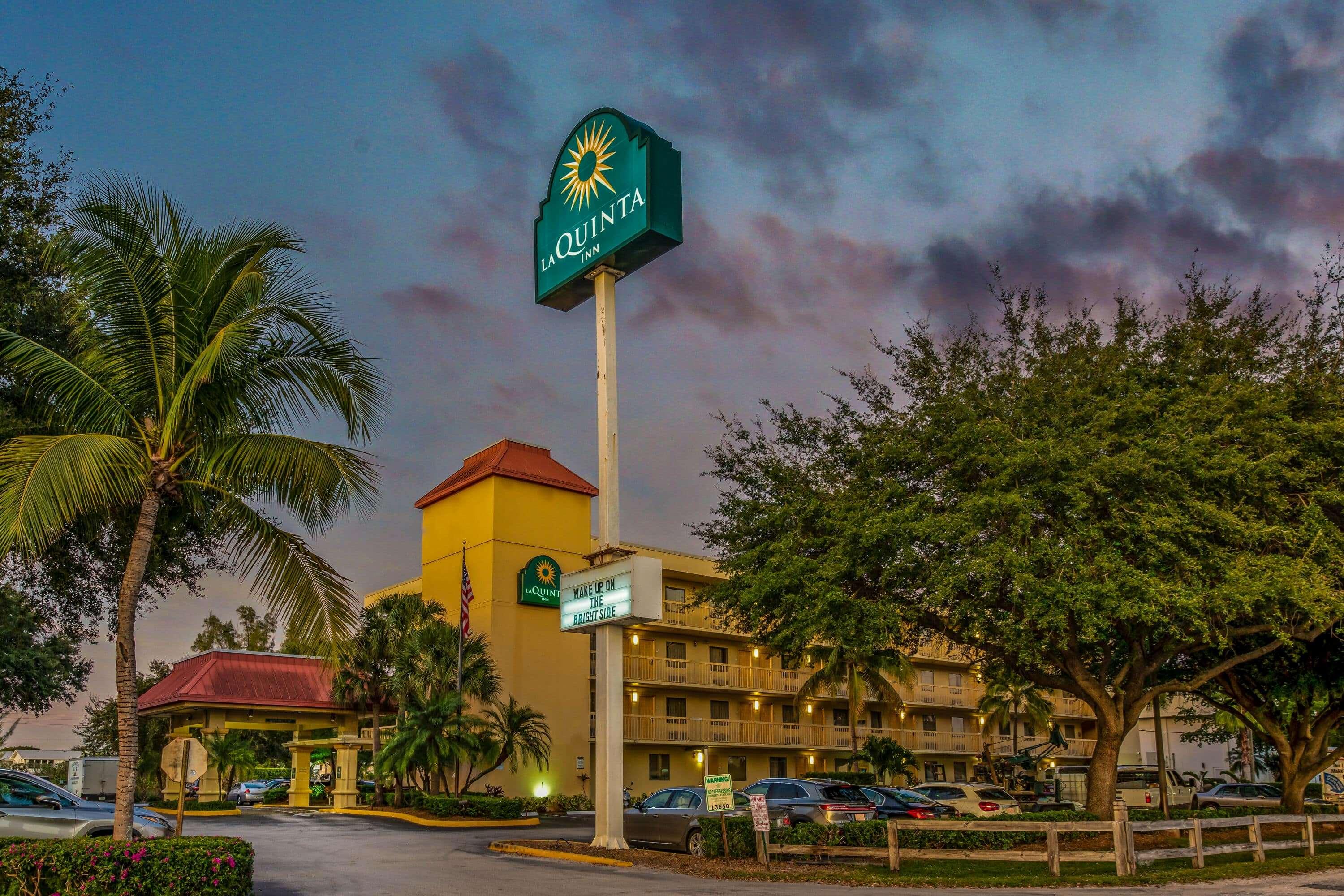 La Quinta Inn by Wyndham West Palm Beach Florida Turnpike — photo 3
