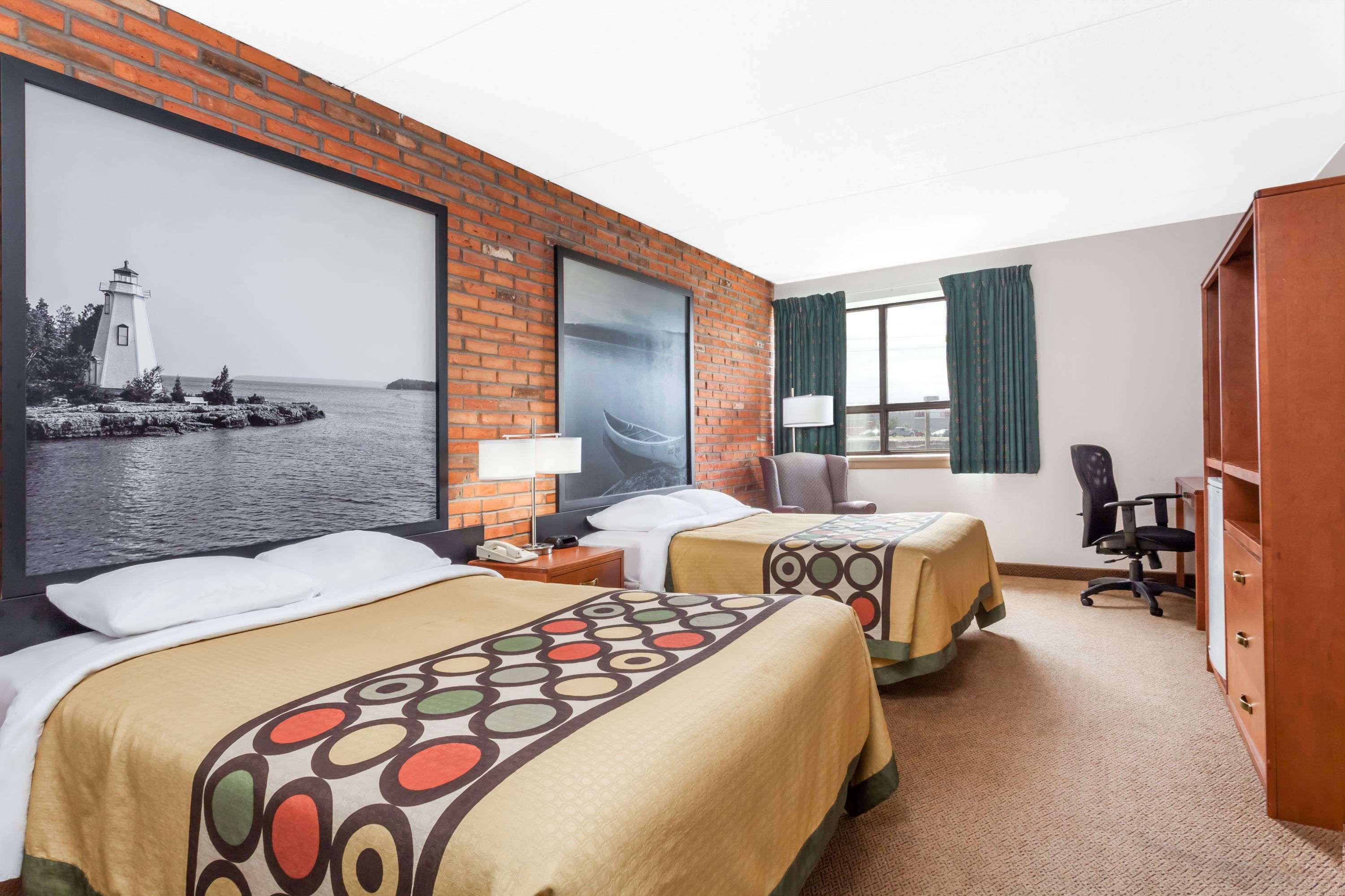 Super 8 by Wyndham Sudbury ON — photo 4