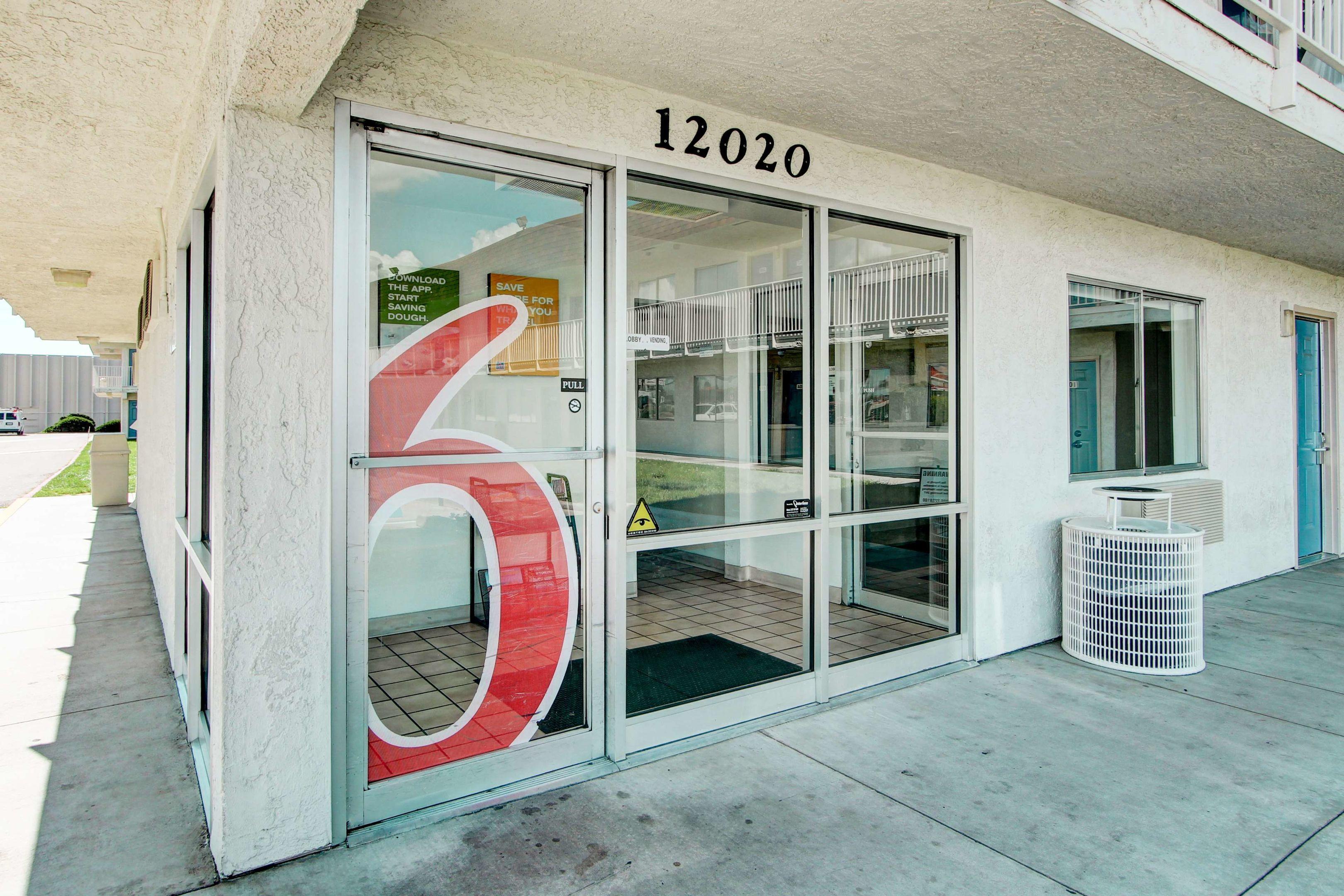 Motel 6 Denver Airport — photo 4