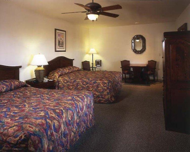 Best Western Plus Hacienda Old Town — photo 5