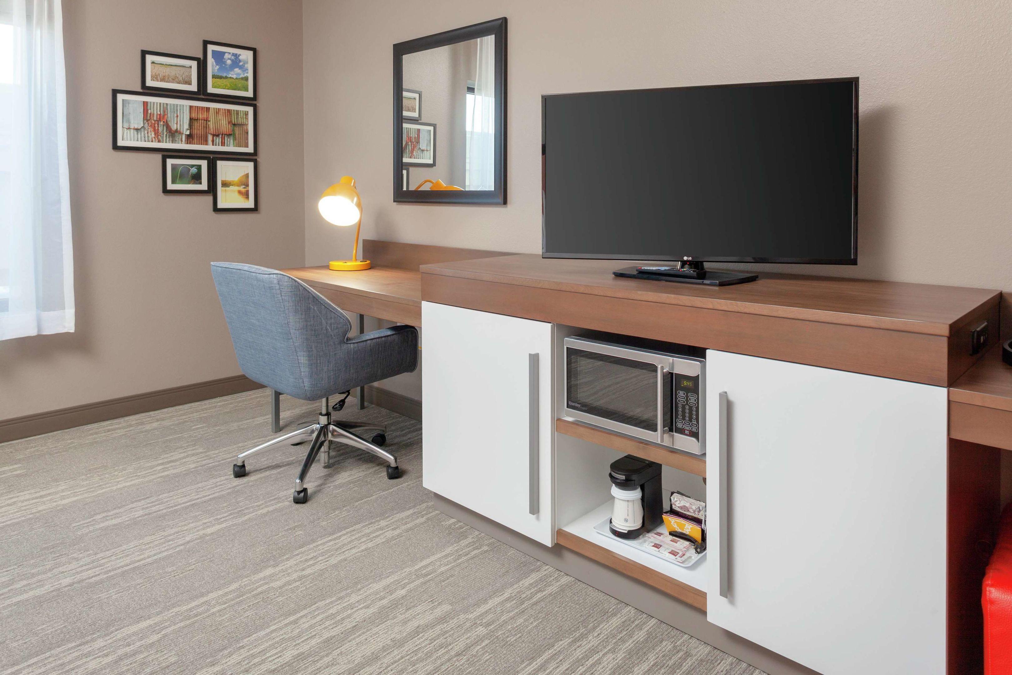 Hampton Inn & Suites Overland Park South — photo 5
