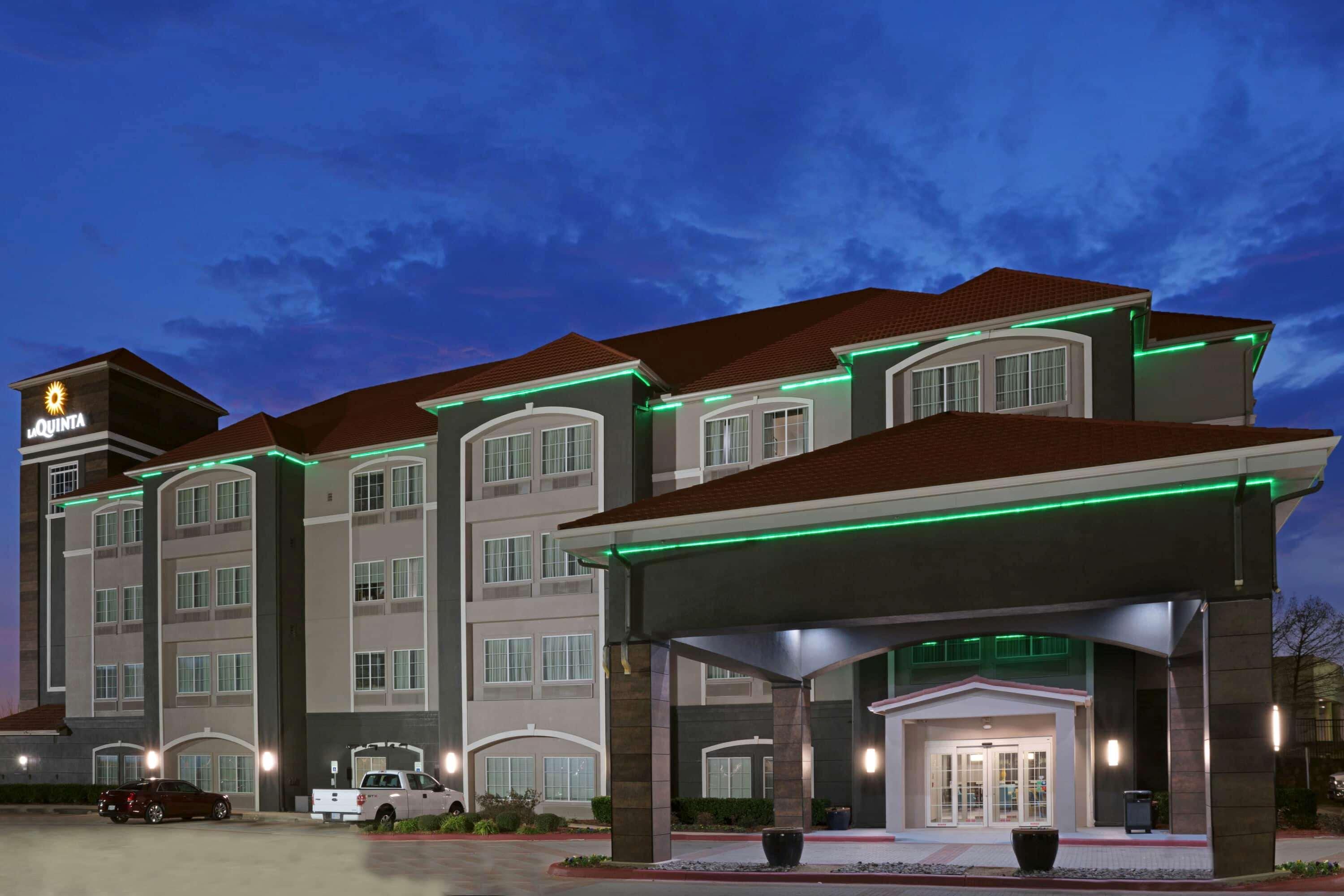 La Quinta Inn & Suites Fort Worth Eastchase — photo 3