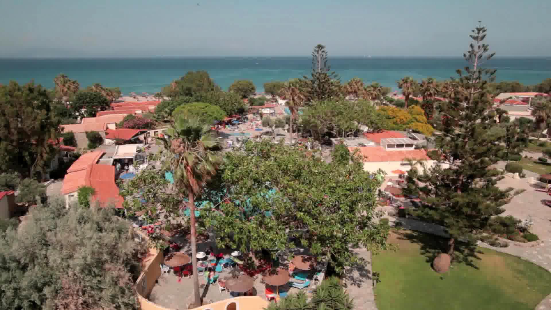 Atlantis Hotel — photo 3