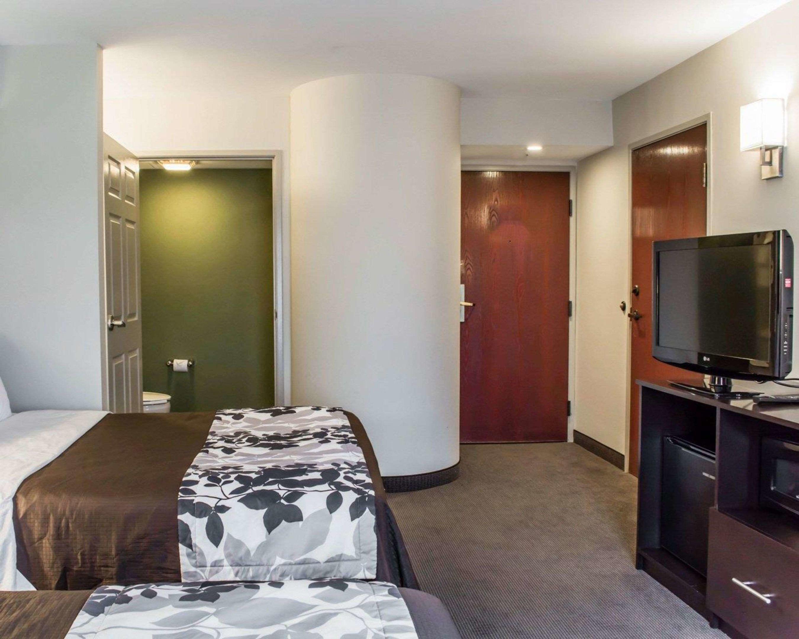 Sleep Inn — photo 5