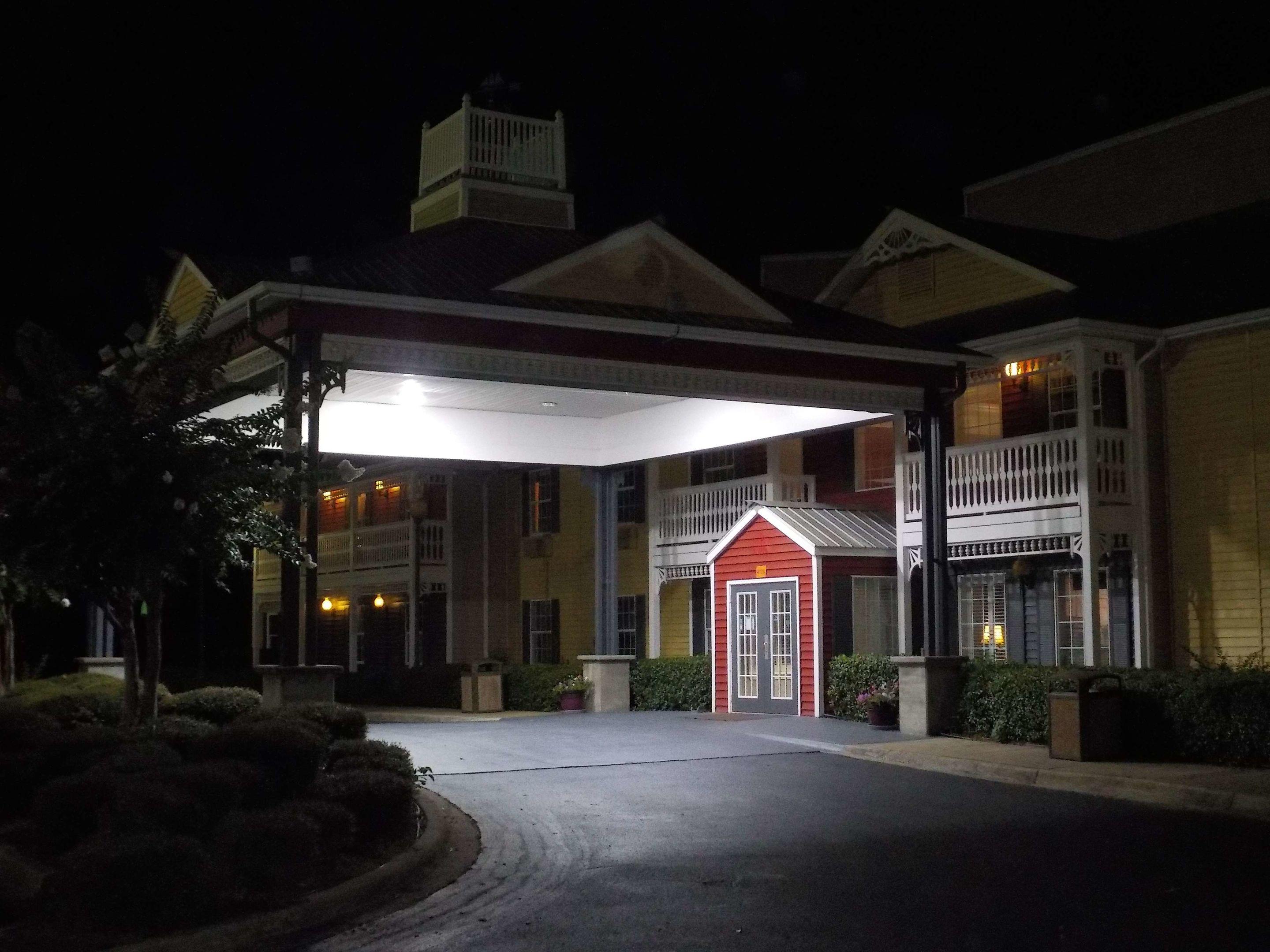 SureStay Hotel by Best Western Tuscaloosa Southeast — photo 4
