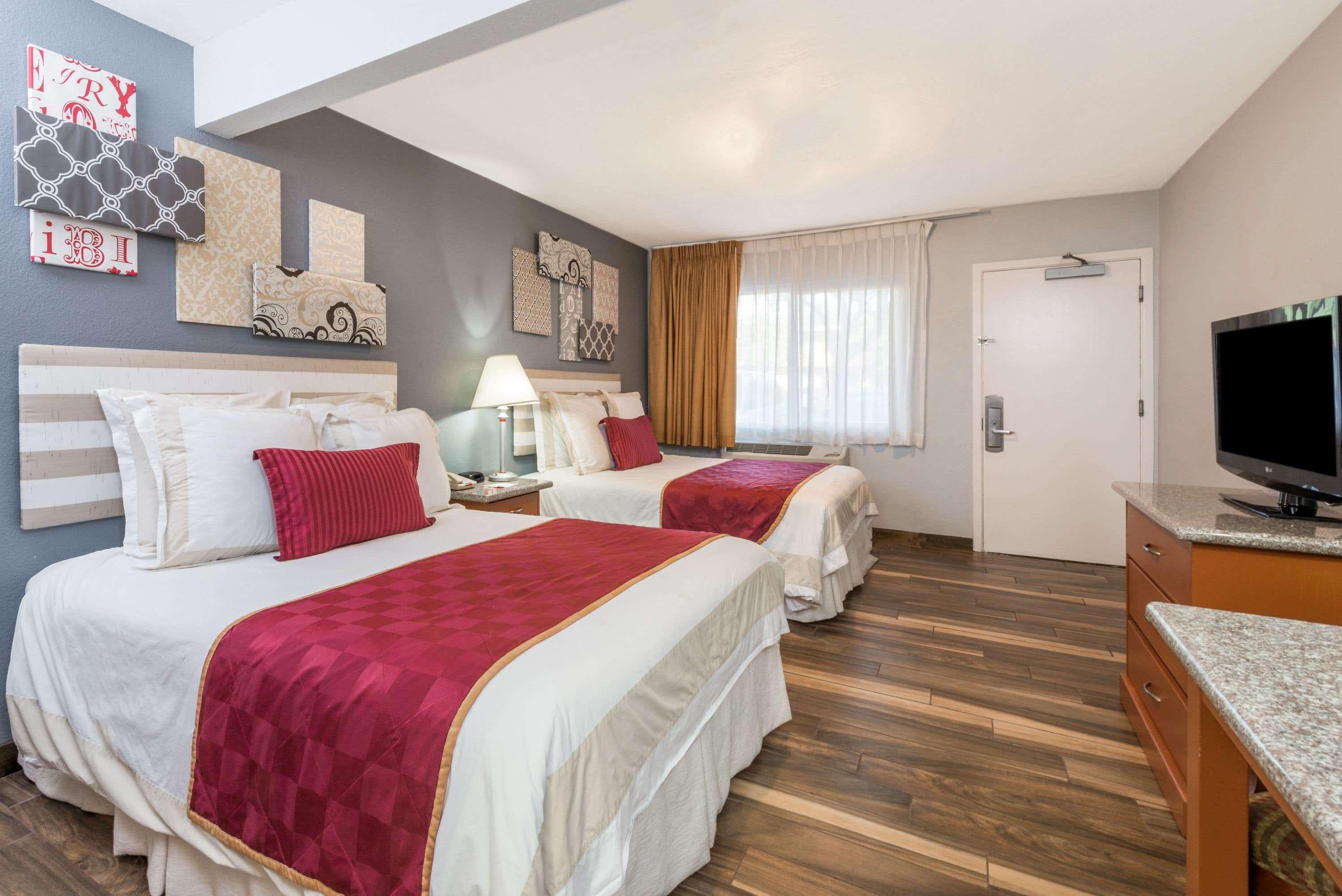Ramada by Wyndham Near Seaworld / Mission Beach — photo 4