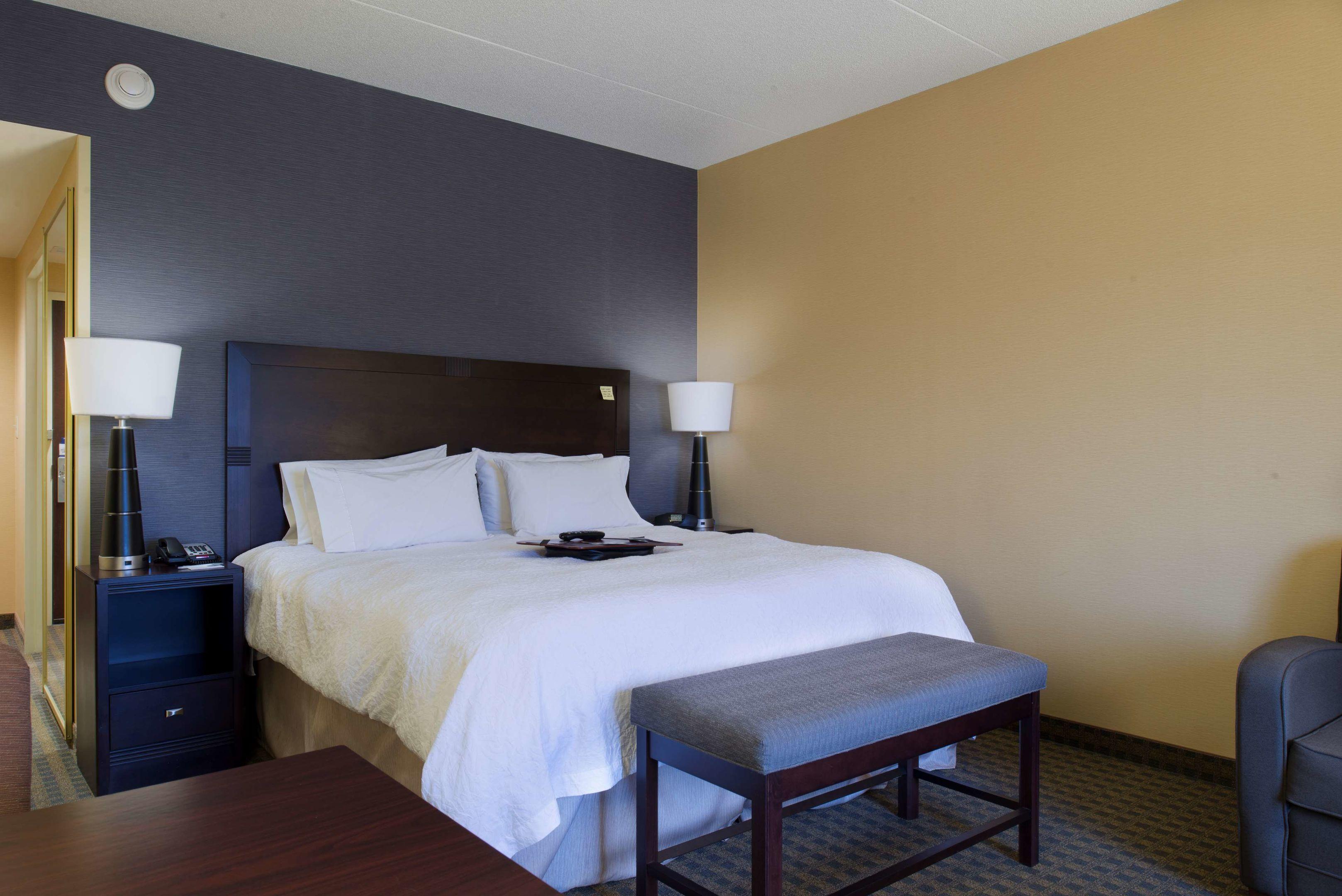 Hampton Inn and Suites Vineland — photo 5