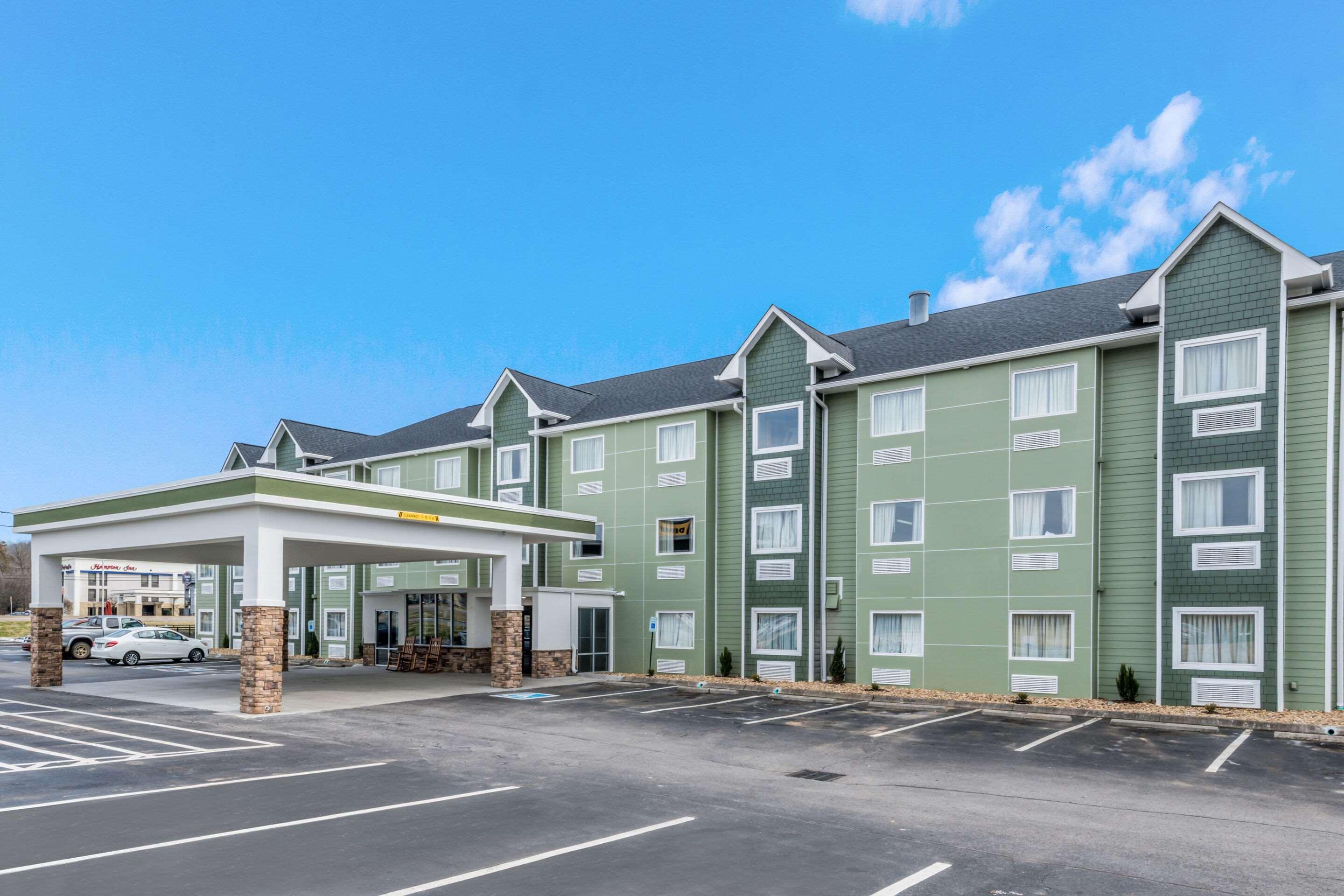 Econo Lodge Sevierville — photo 3