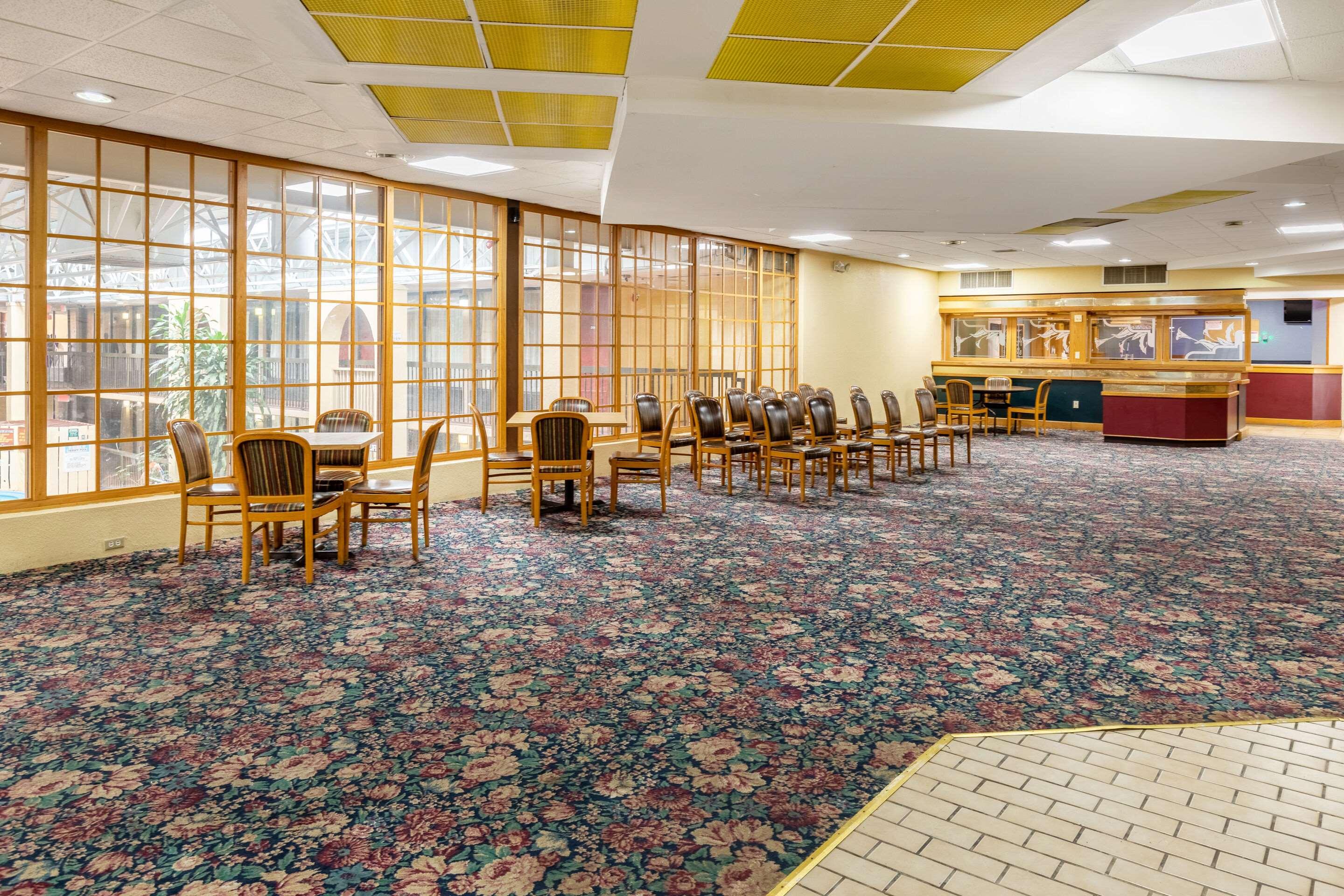 Quality Inn Newport — photo 5