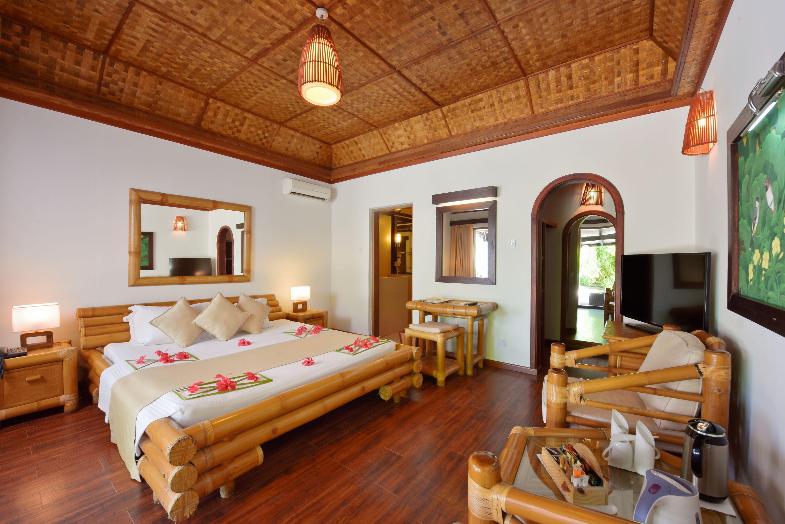 Angaga Island Resort & Spa — photo 4