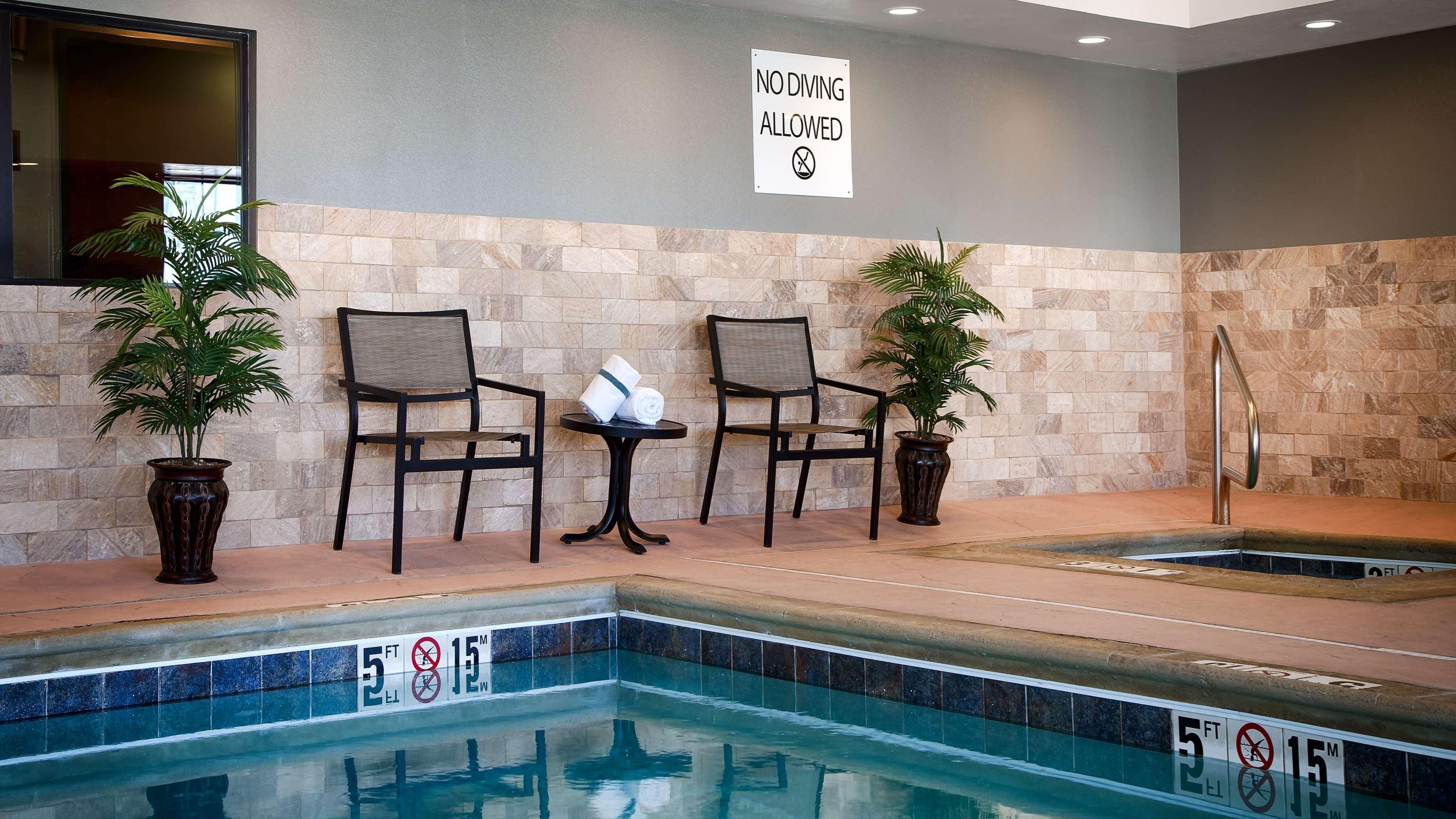 Best Western Plus Stevens County Inn — photo 3