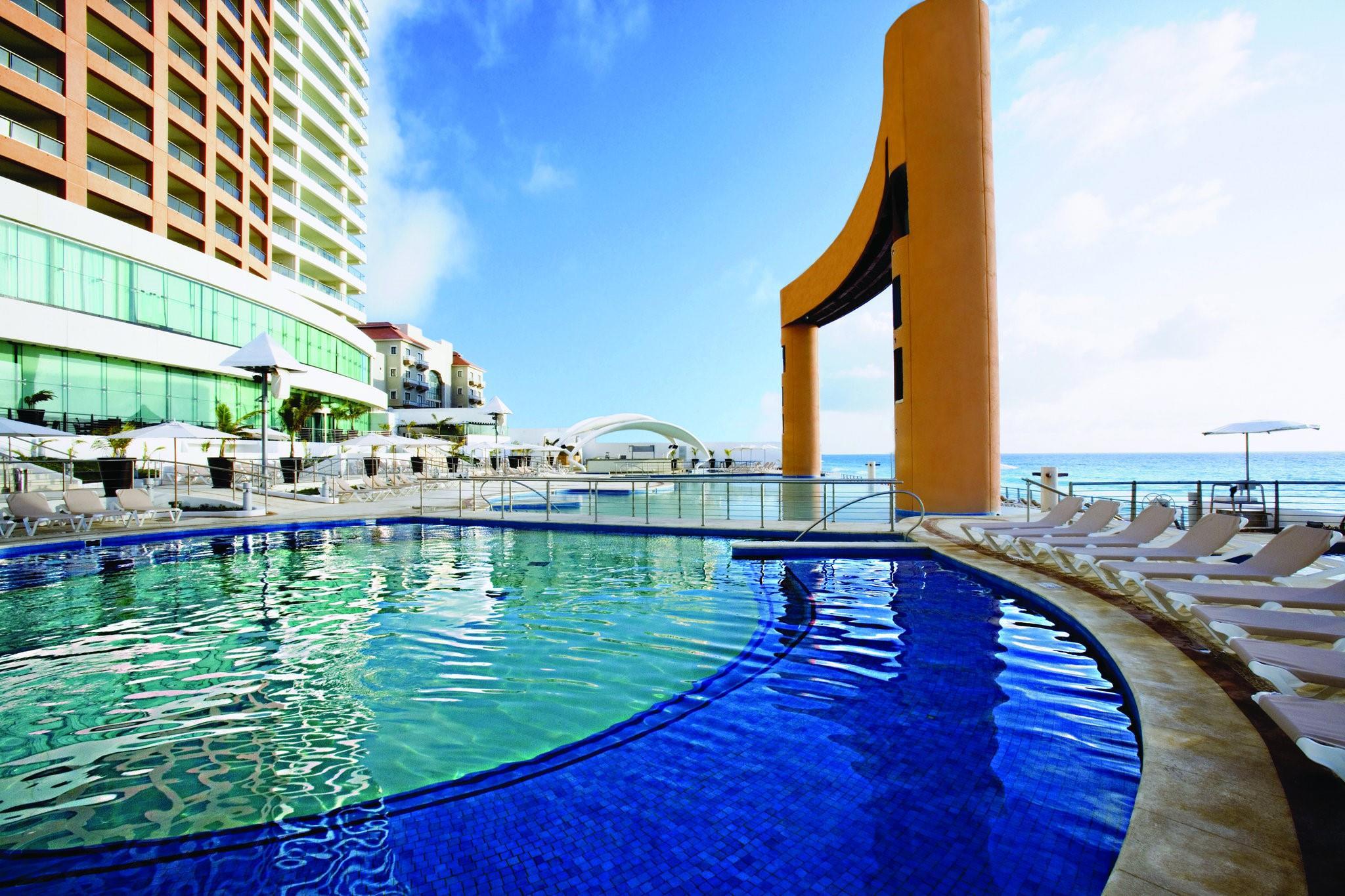 Beach Palace — photo 5