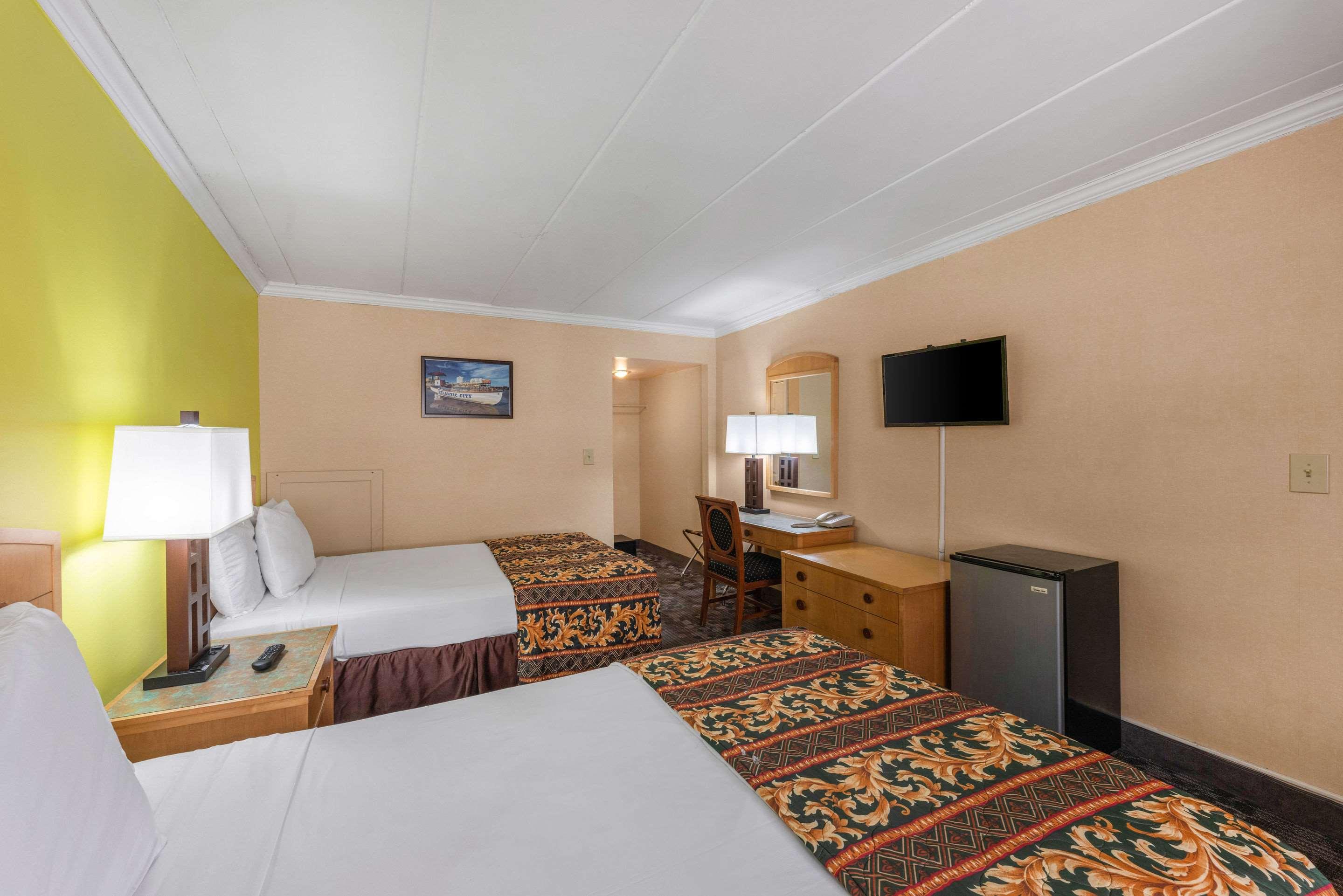 Rodeway Inn Oceanview — photo 4