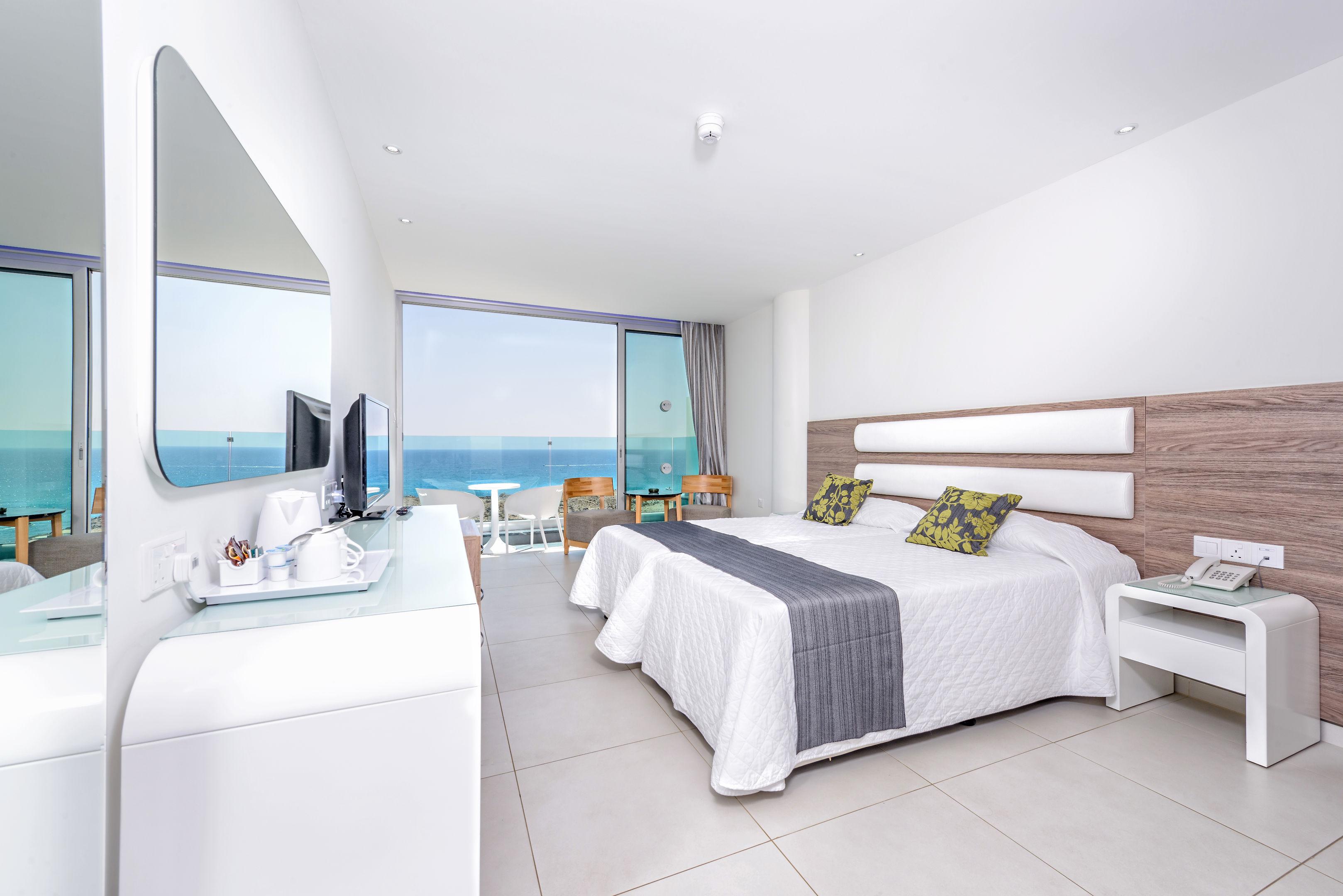 Tasia Maris Sands Hotel — photo 5