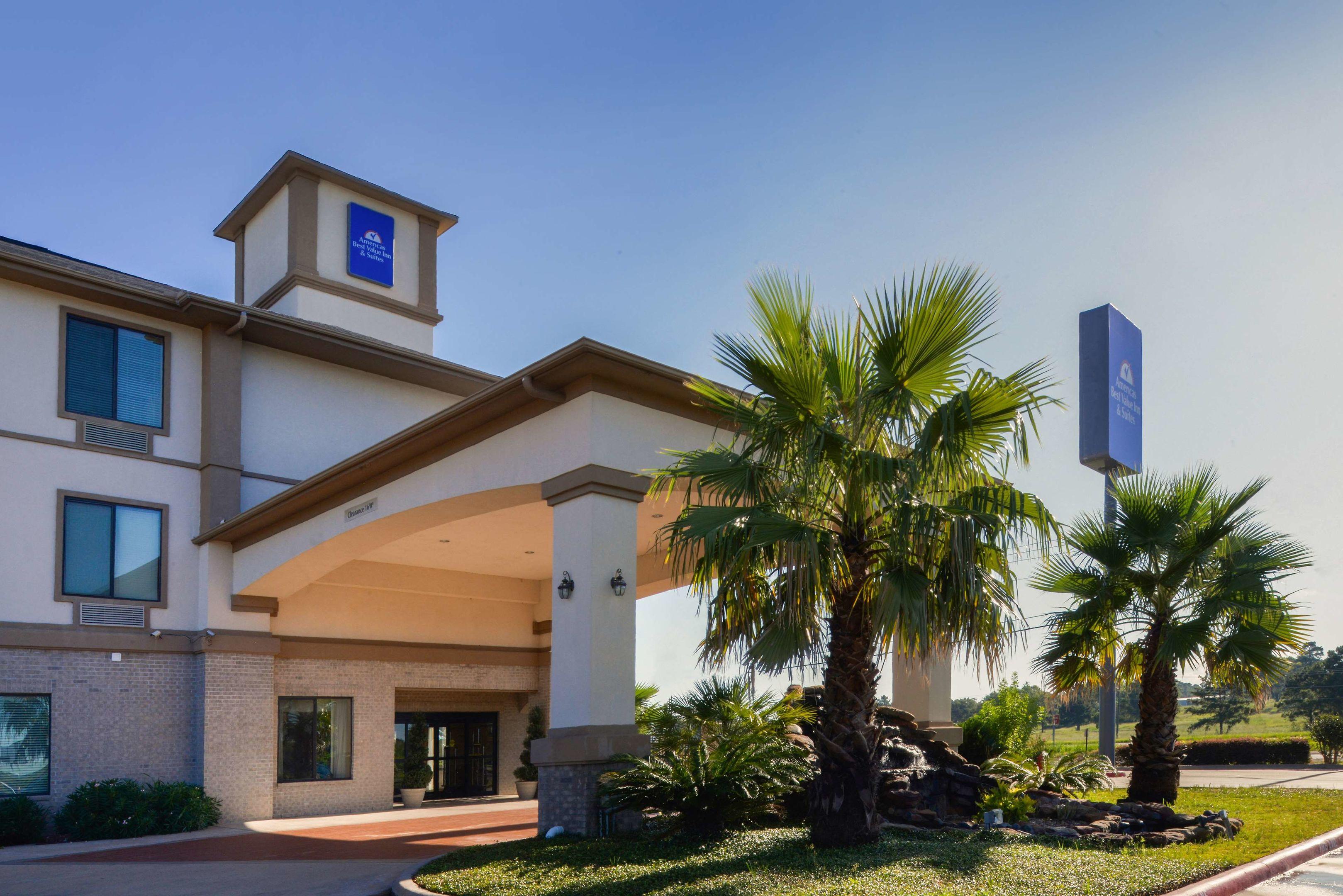Americas Best Value Inn & Suites Livingston — photo 3