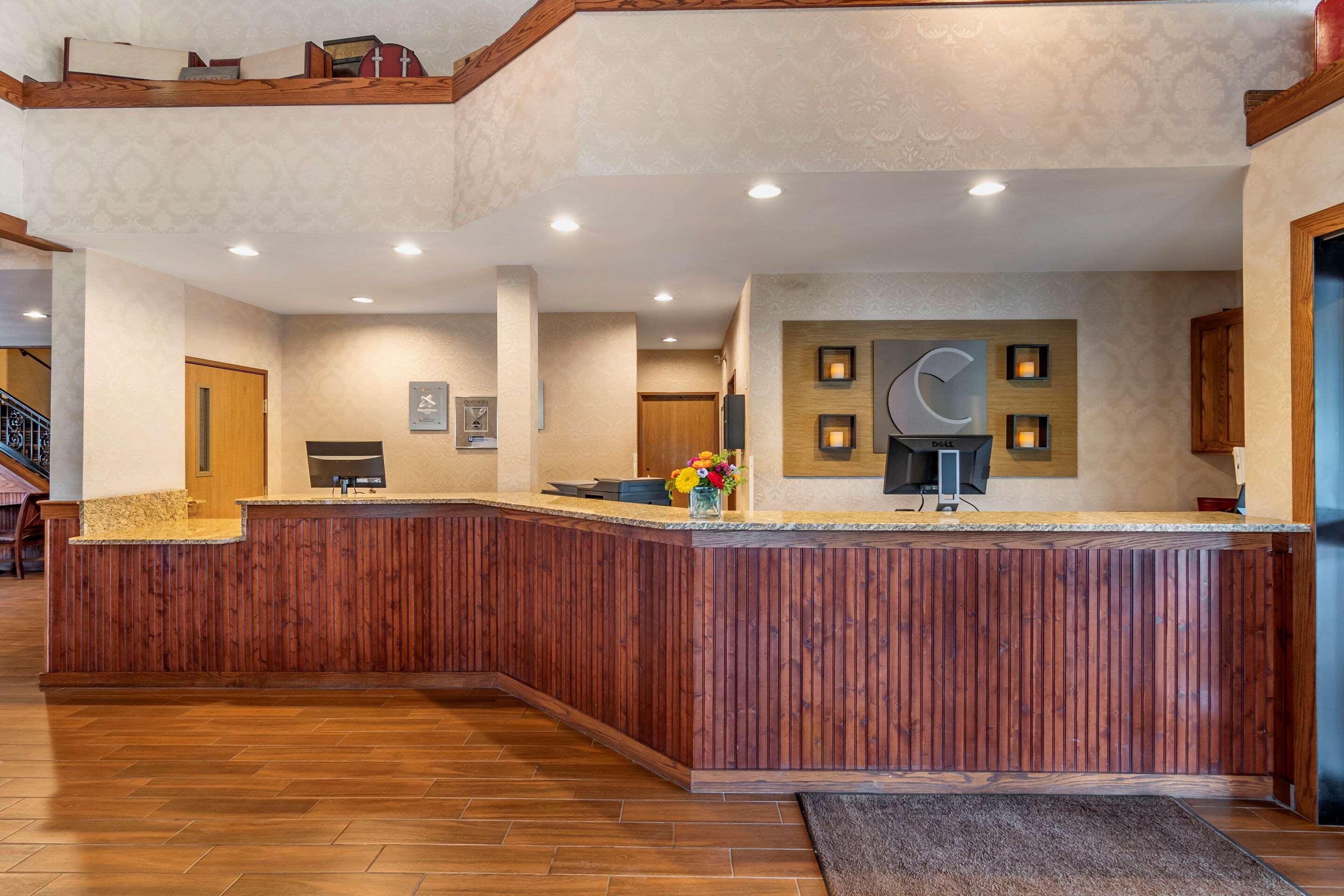 Comfort Inn Warrensburg Station — photo 3
