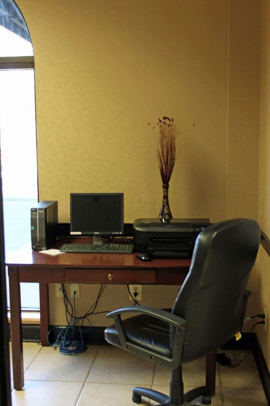Savannah Hotel & Conference Center — photo 4