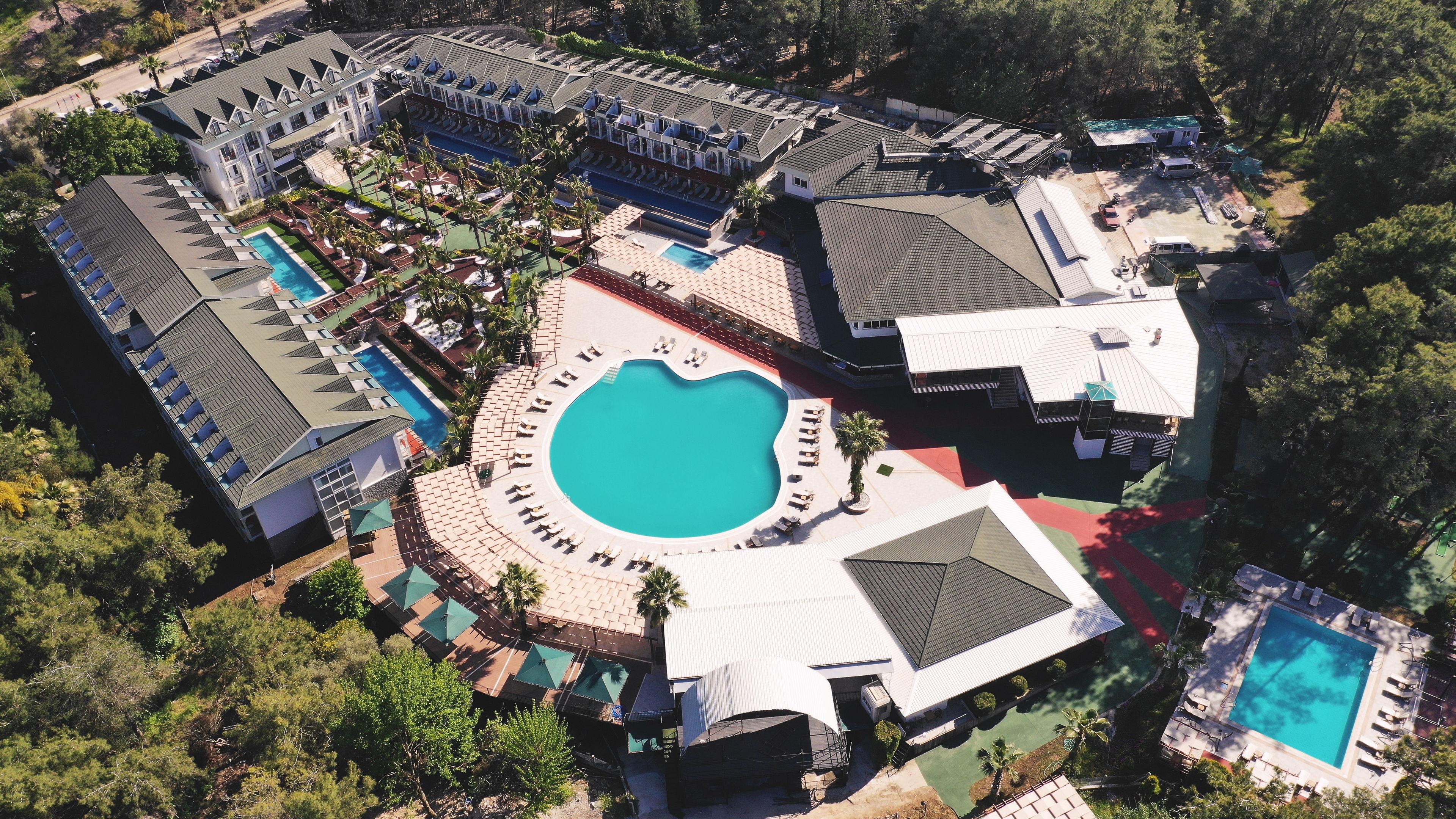 Green Forest Holiday Village — photo 1