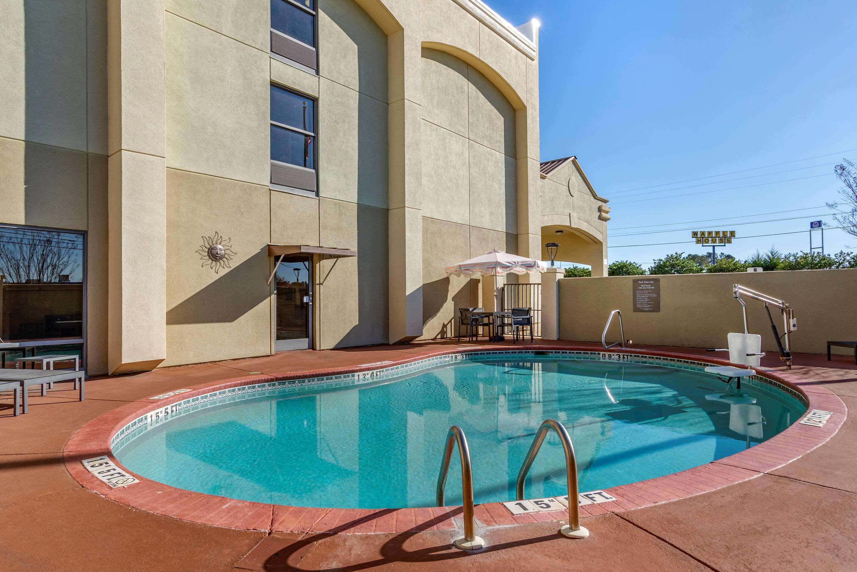 Comfort Inn Opelika - Auburn — photo 3