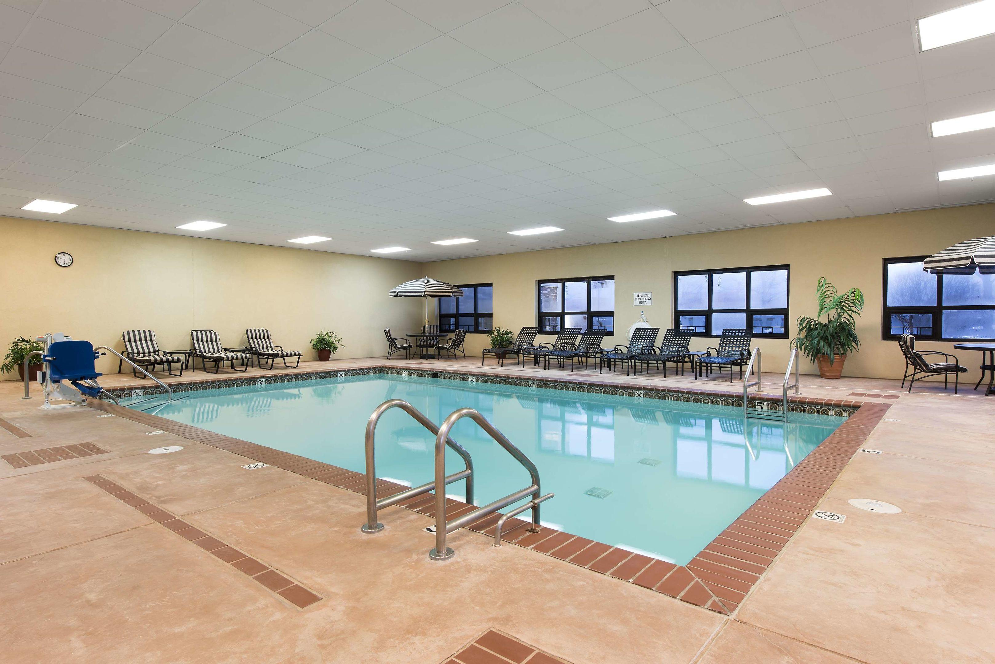 Hampton Inn Seymour — photo 5