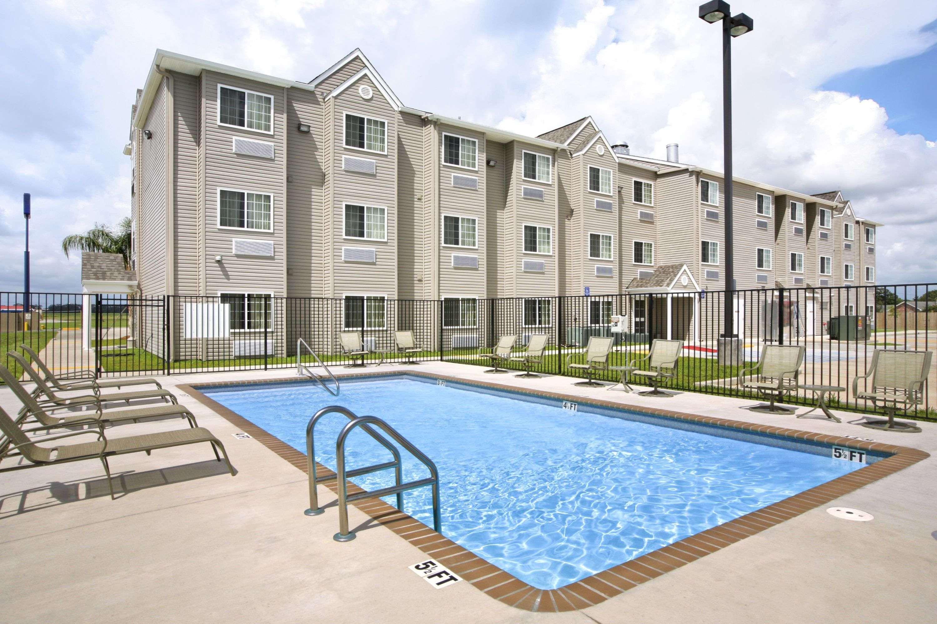 Microtel Inn & Suites by Wyndham Breaux Bridge — photo 4