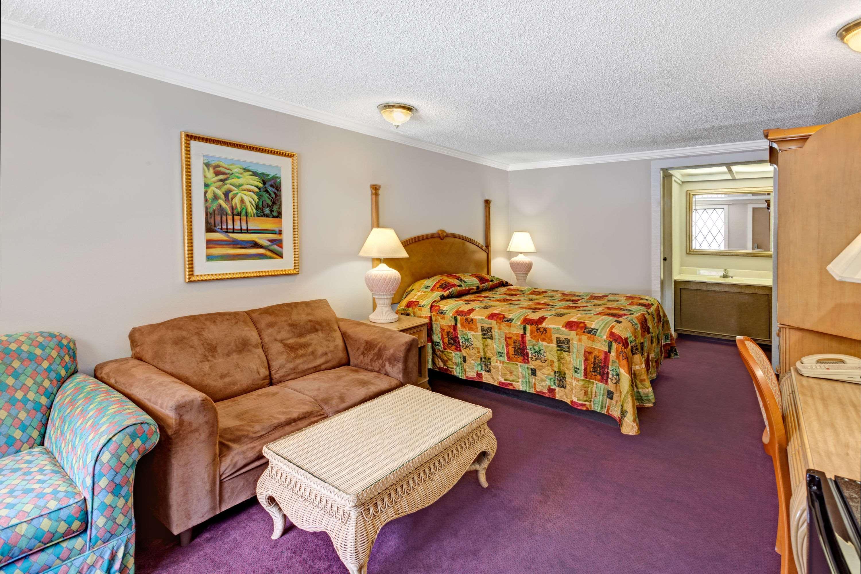 Knights Inn Austell Near Six Flags — photo 5