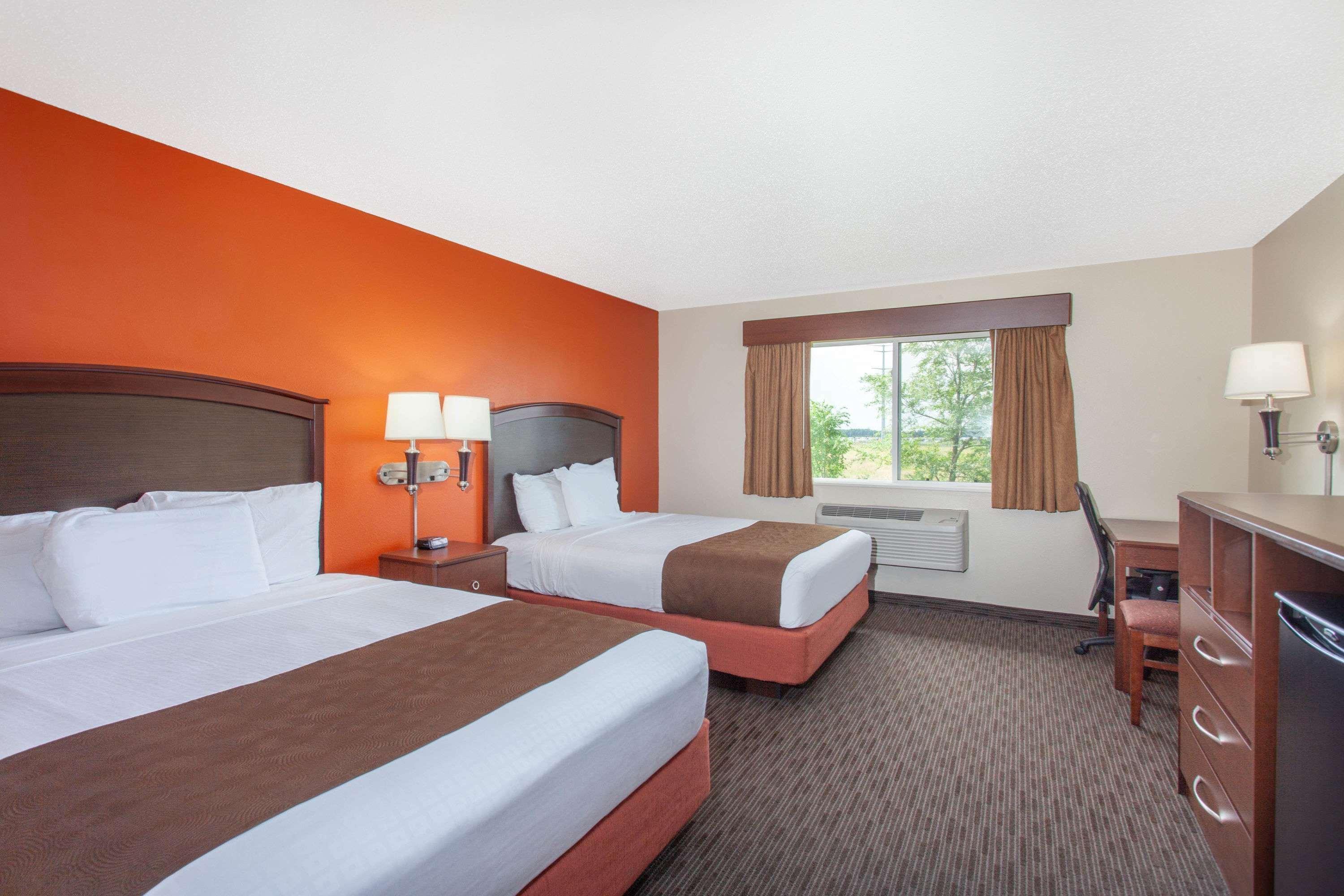 AmericInn St Cloud — photo 5