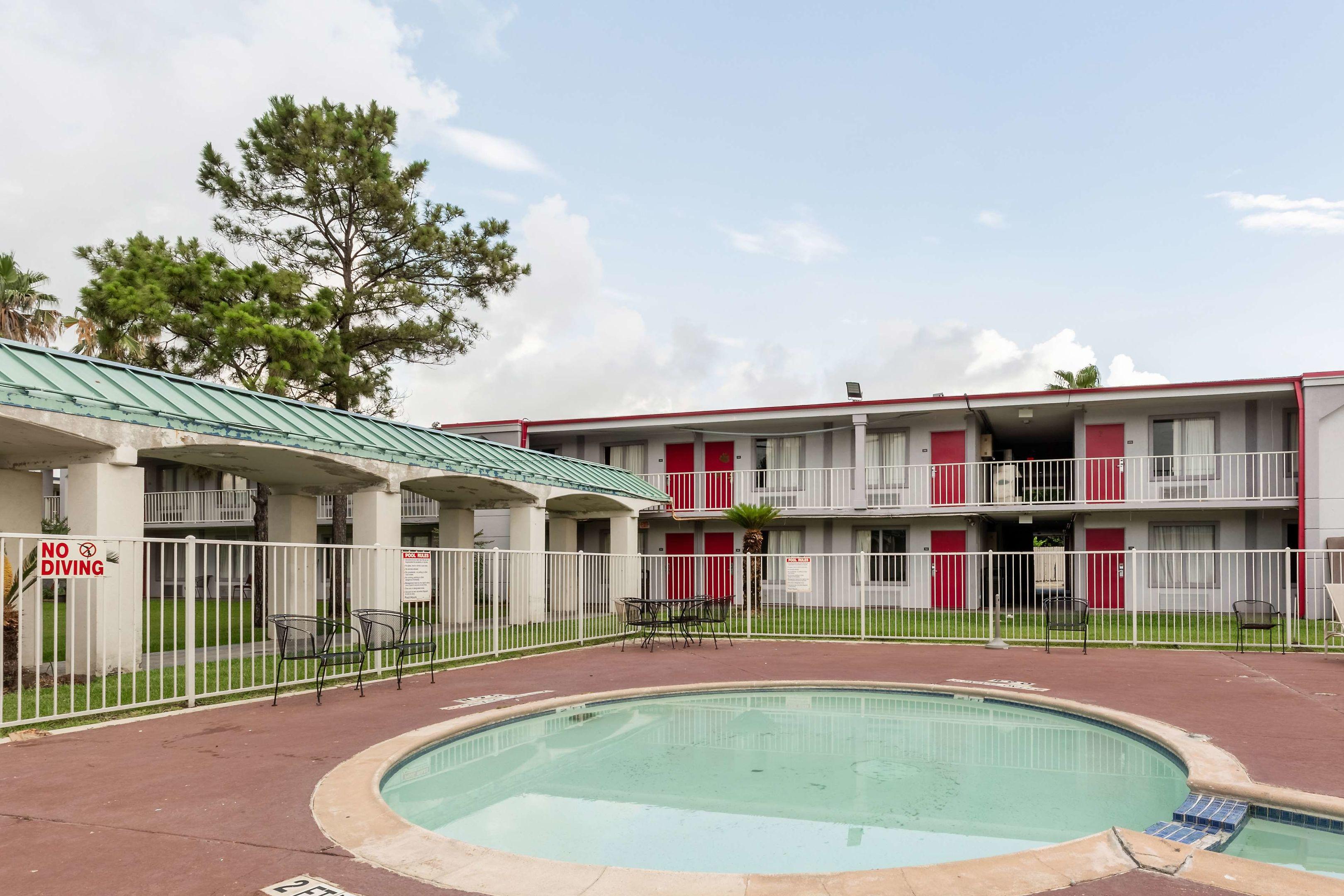 Motel 6 Houston — photo 4