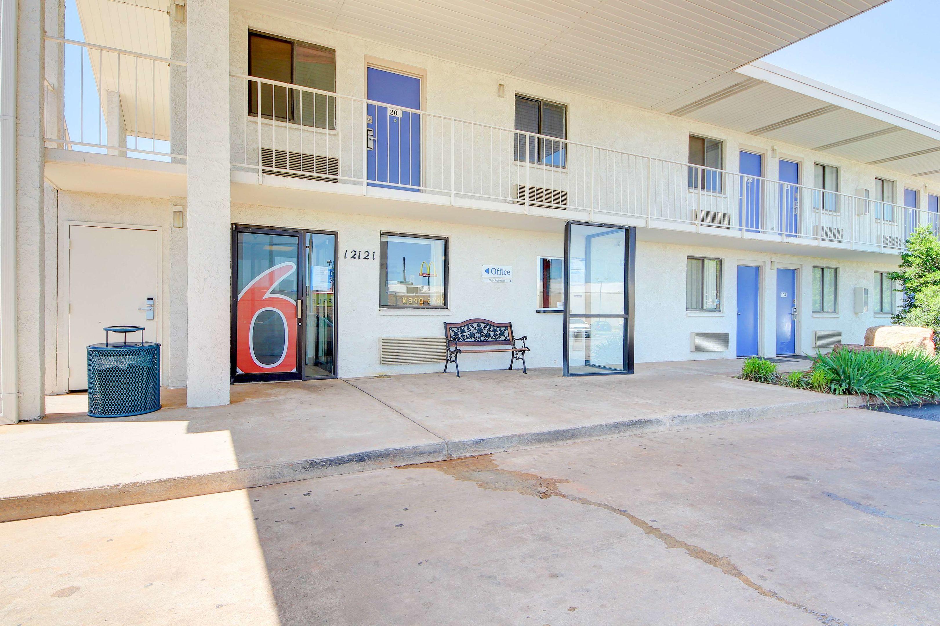 Motel 6 Oklahoma City North Frontier City — photo 5