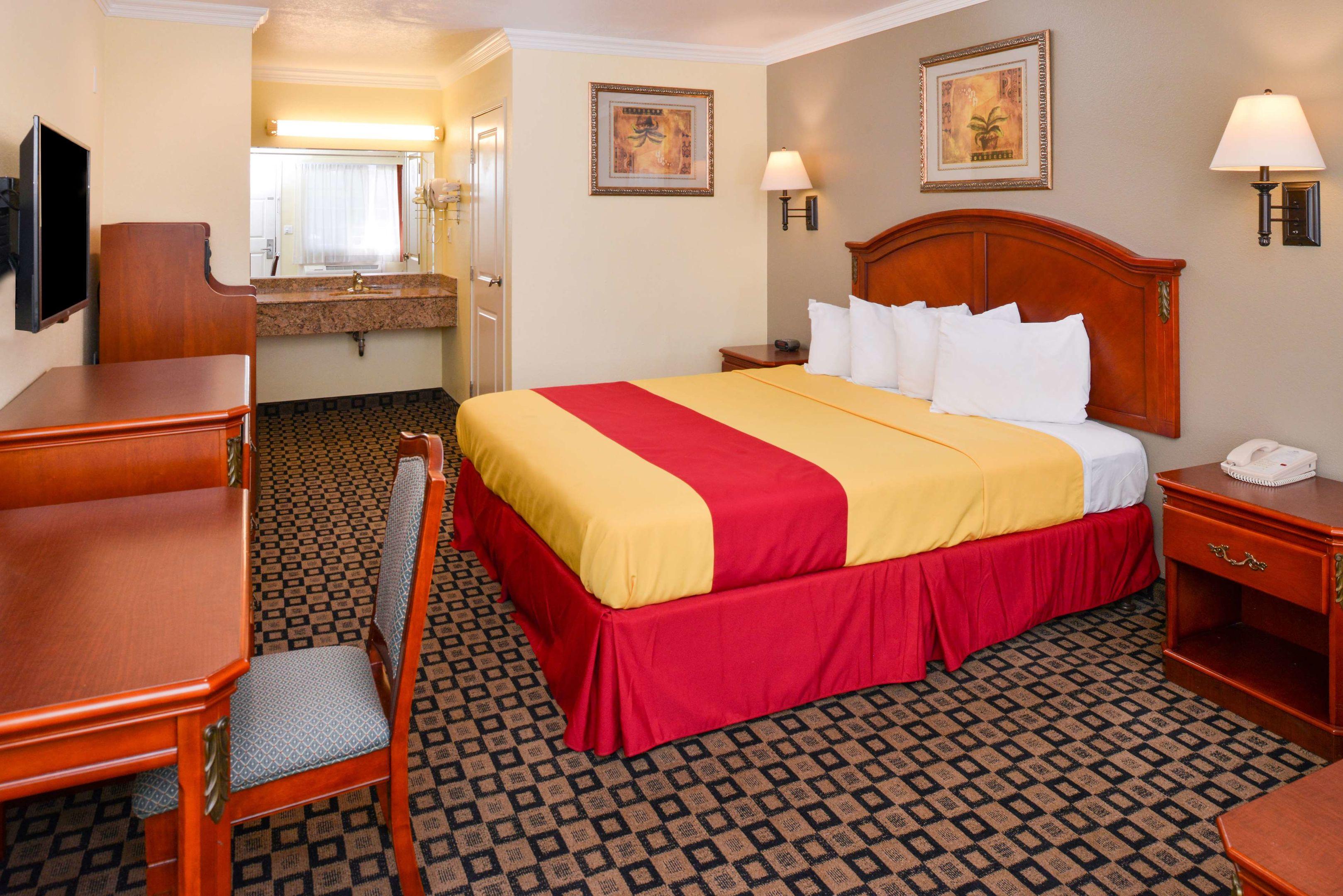 Americas Best Value Inn & Suites San Bernardino — photo 5