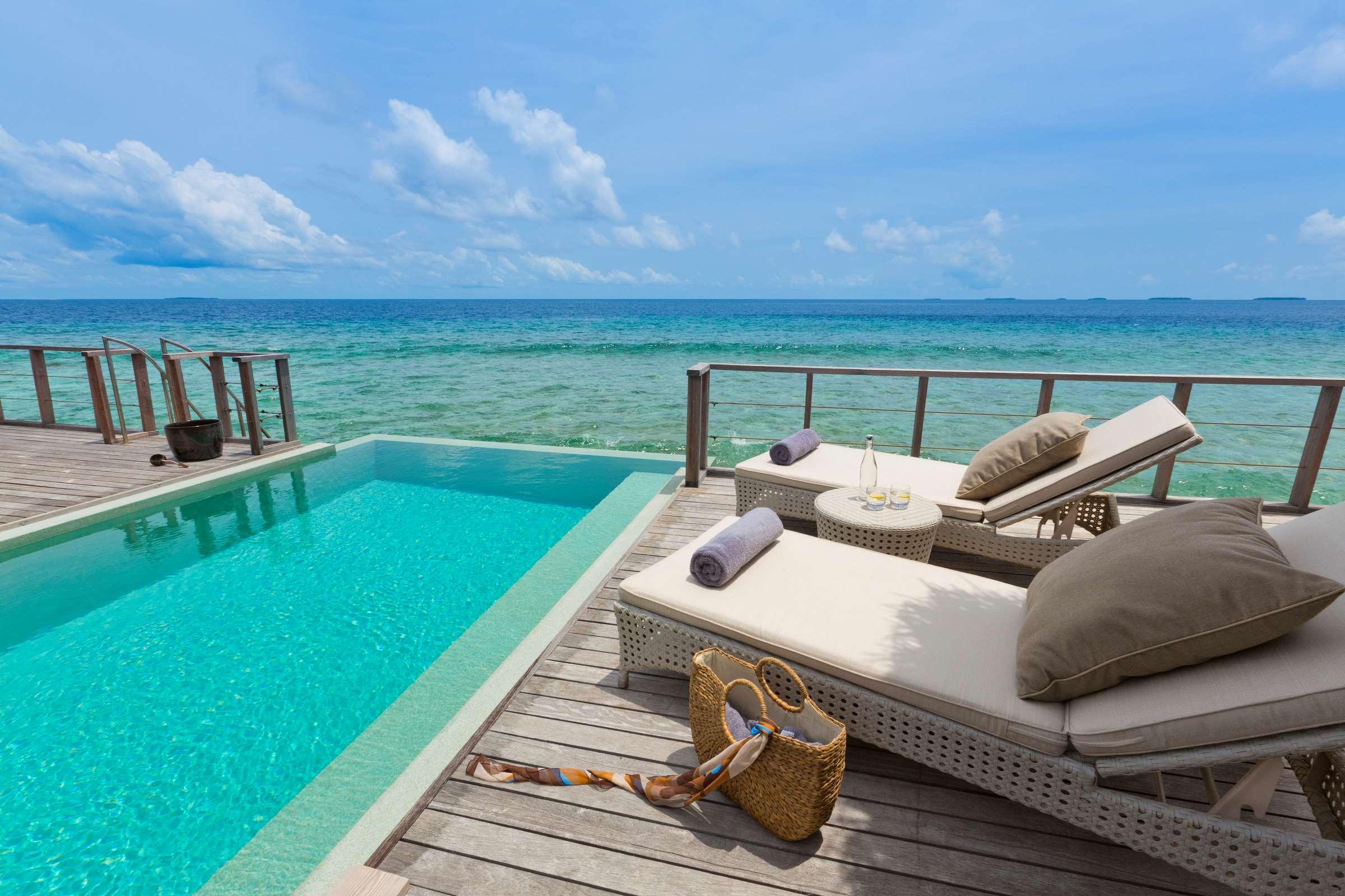 Dusit Thani Maldives — photo 4