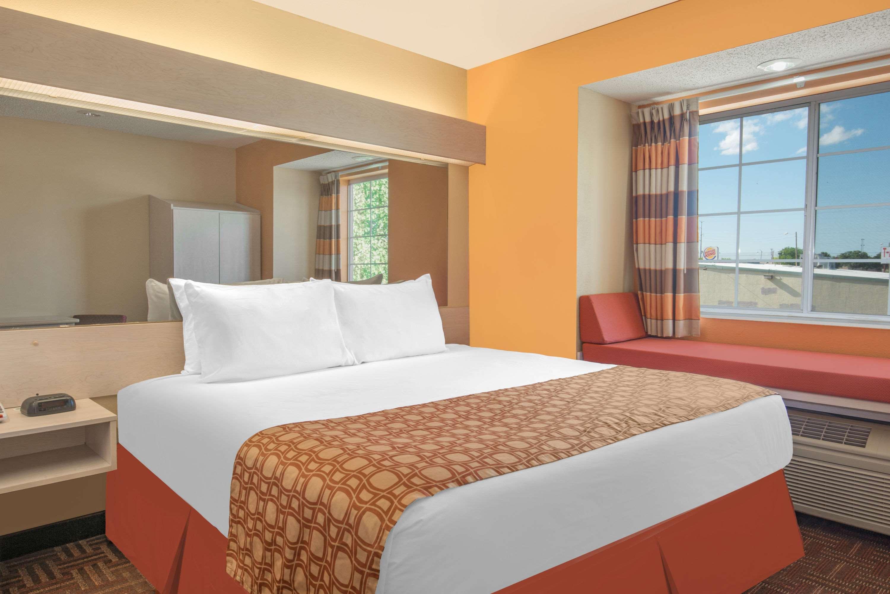 Microtel Inn & Suites by Wyndham Amarillo — photo 5
