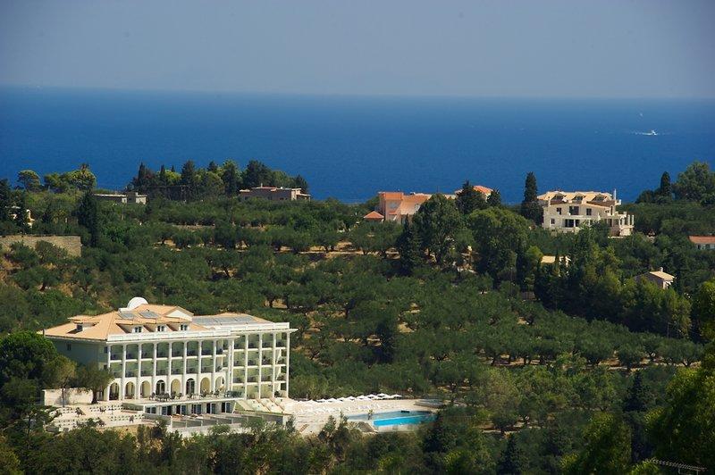 Avalon Hotel — photo 4