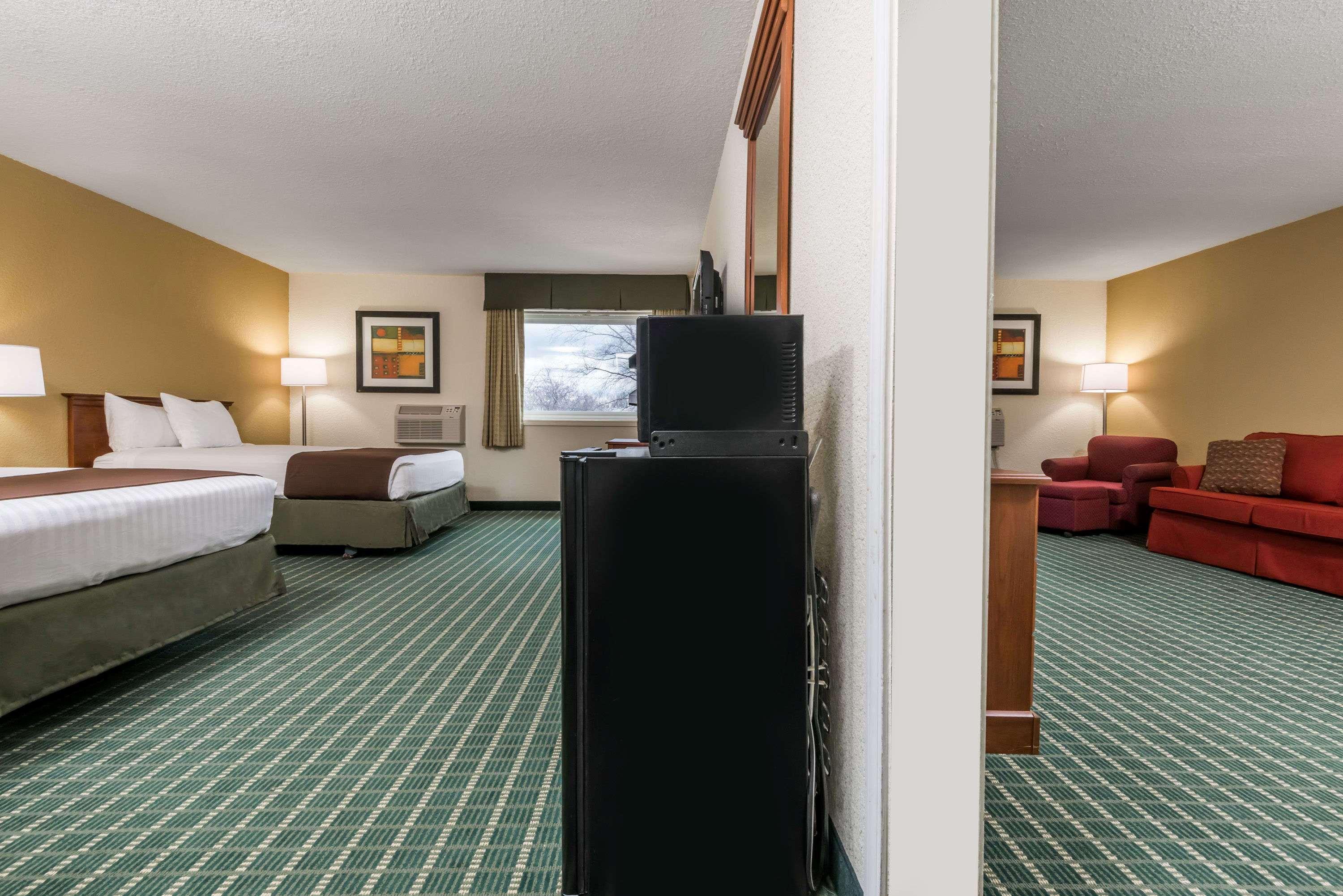 Baymont by Wyndham Kokomo — photo 5