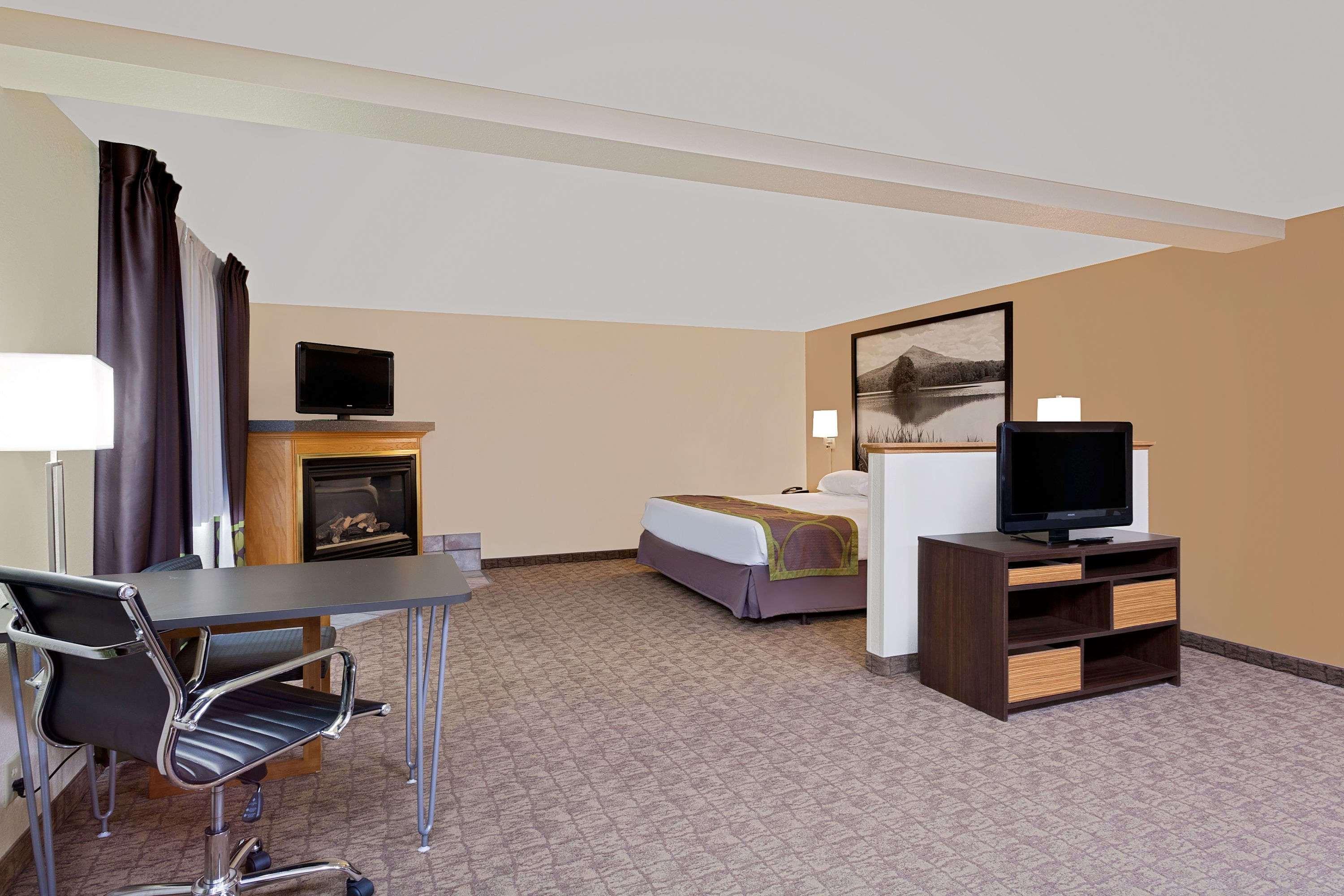 Super 8 by Wyndham Lebanon — photo 5