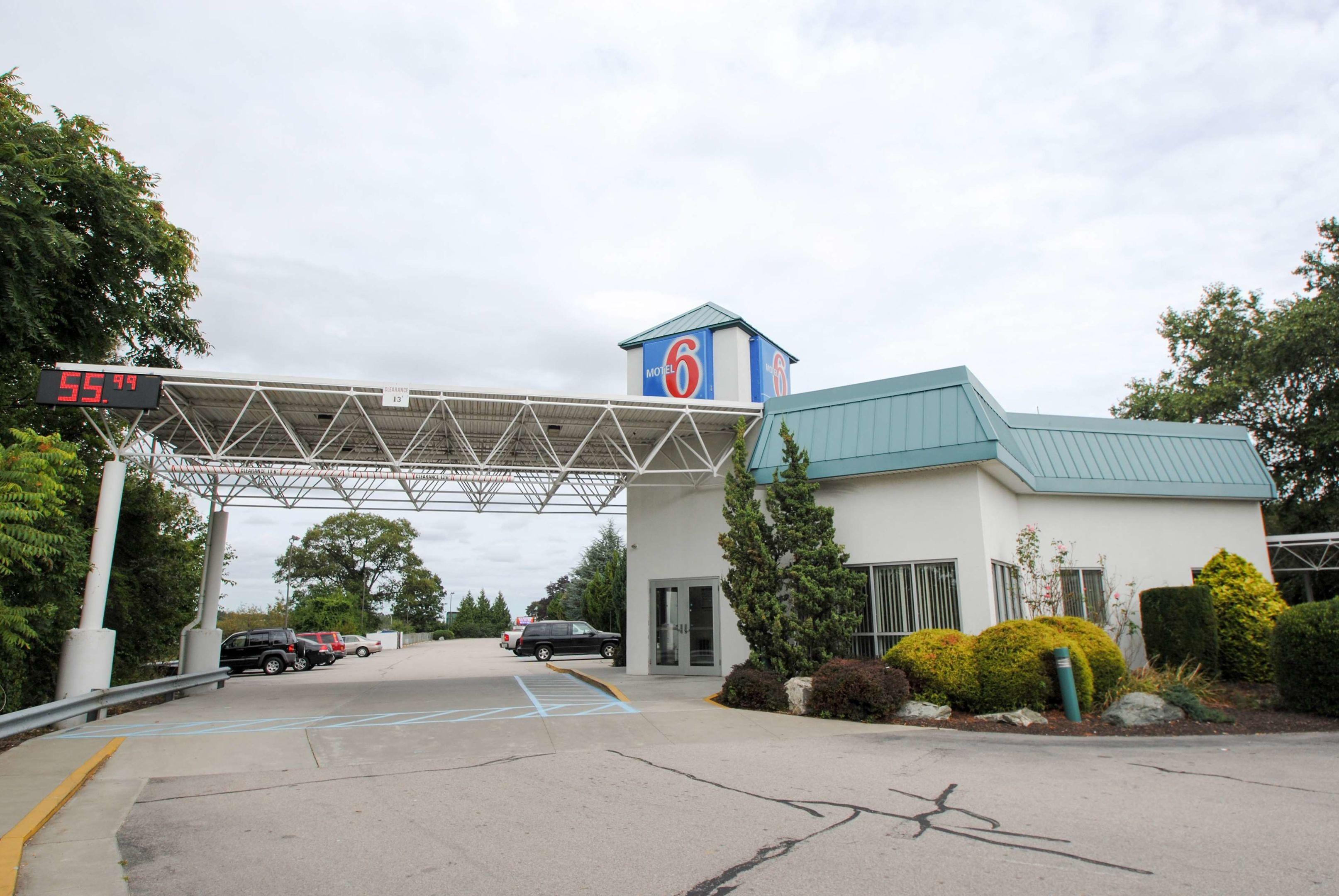 Motel 6 Warwick RI-Providence Airport-I-95 — photo 5