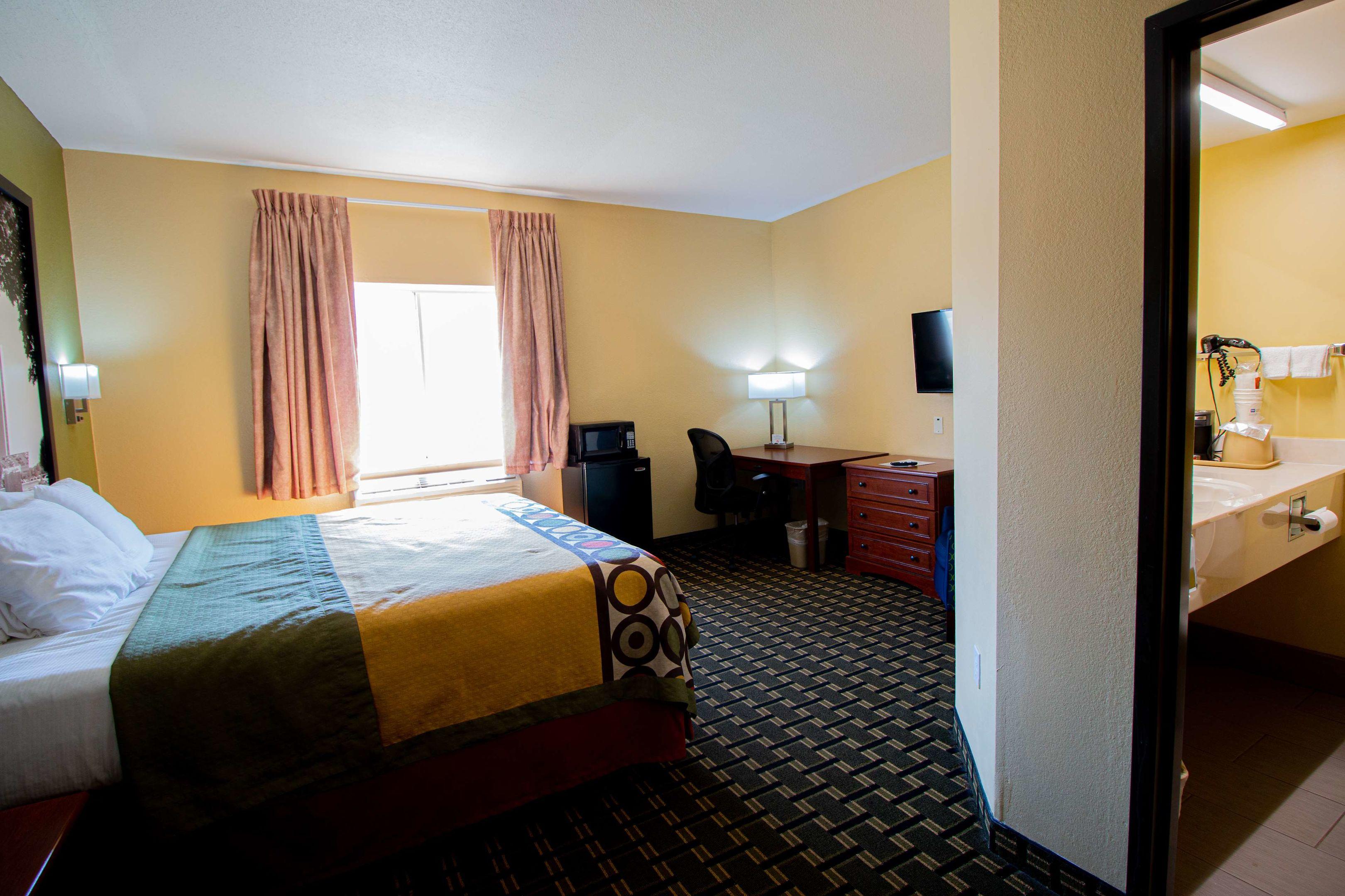 SureStay Plus Hotel by Best Western Tulsa East — photo 4